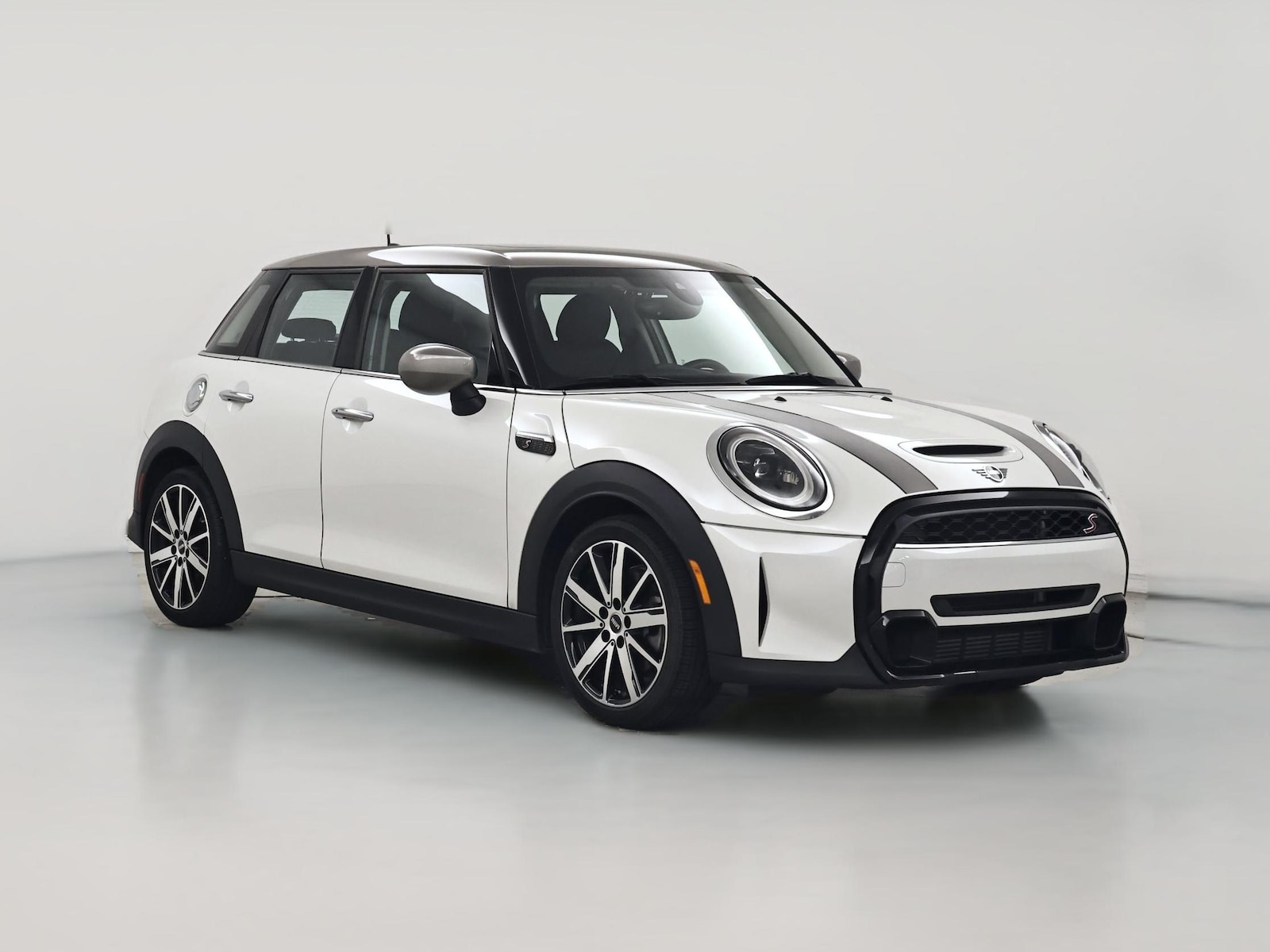 2024 MINI Hardtop 4 Door