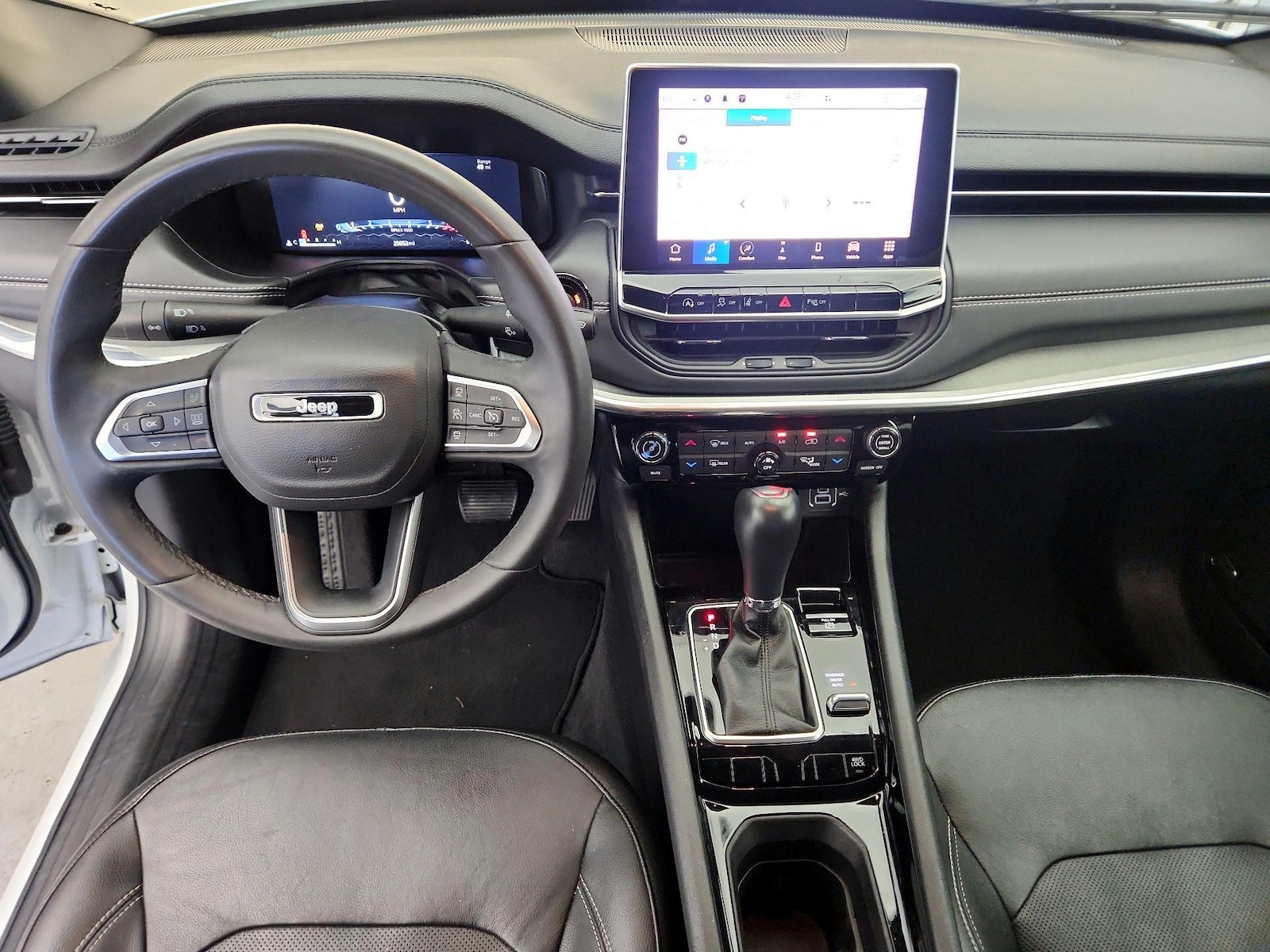 Apple CarPlay® & Android Auto™