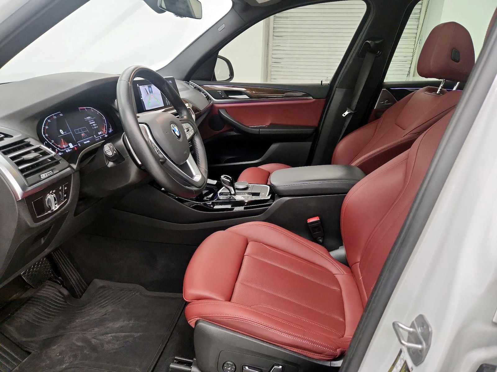 Power Seat(s) & Side Airbags