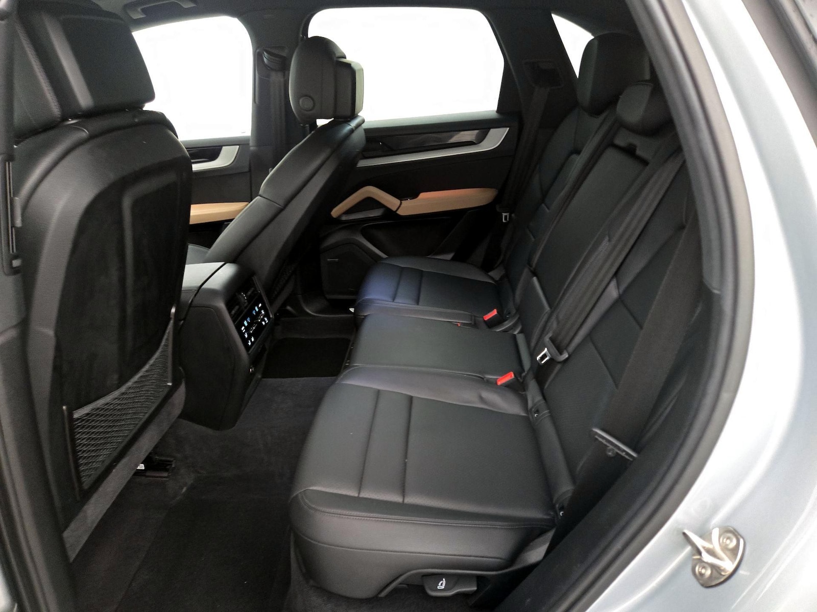 Rear Air Conditioning