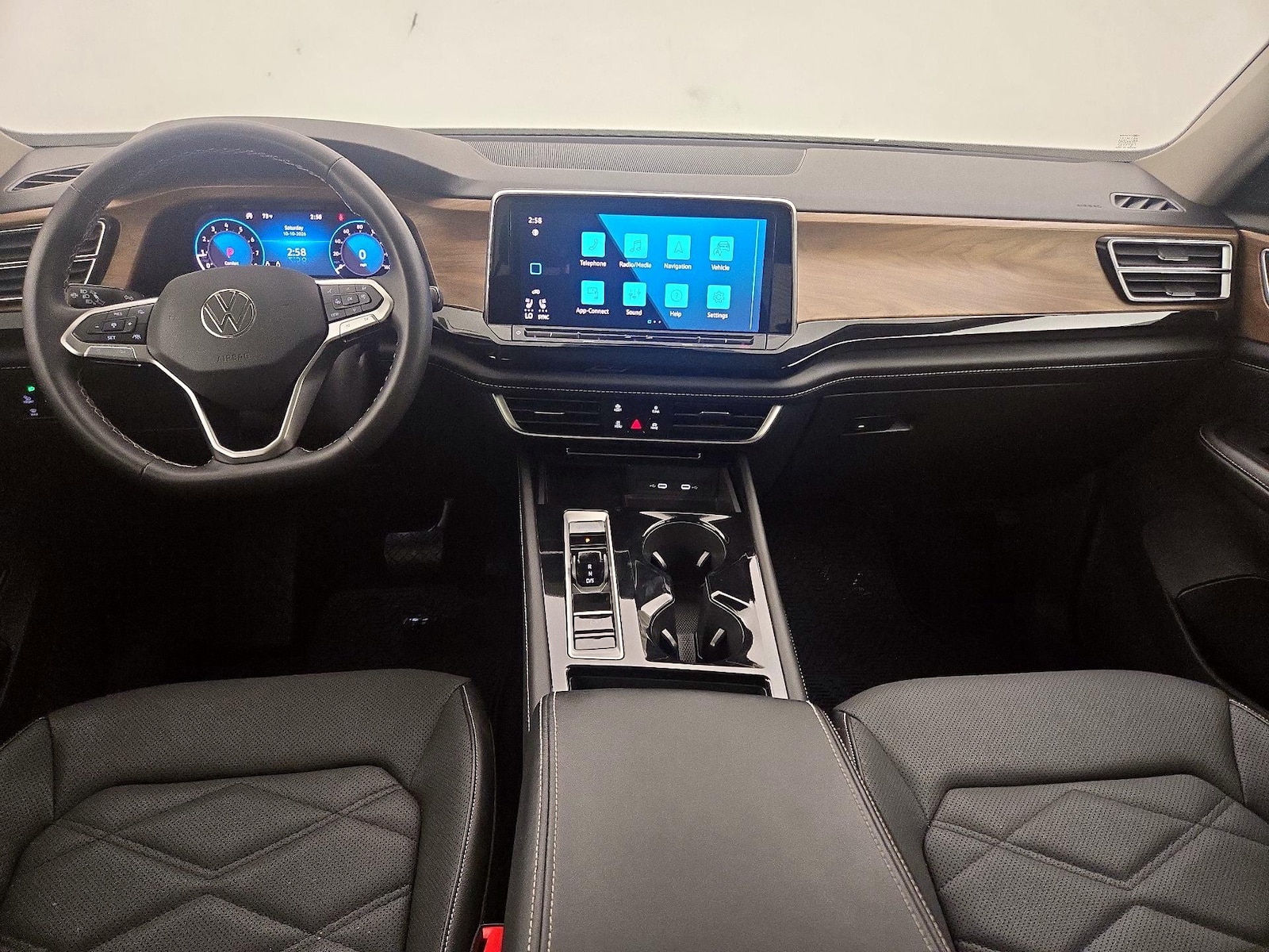 Apple CarPlay® & Android Auto™