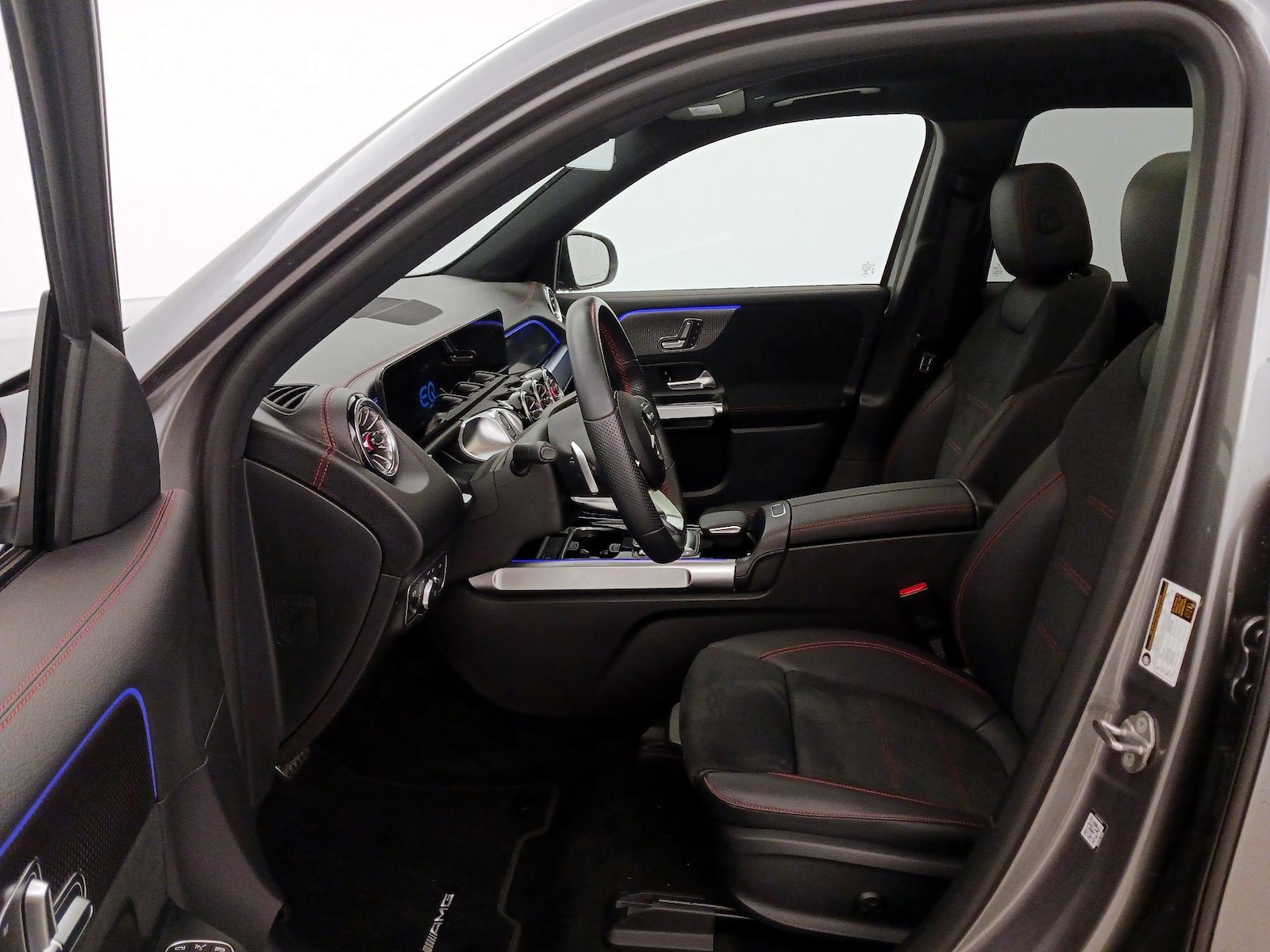 Power Seat(s) & Side Airbags
