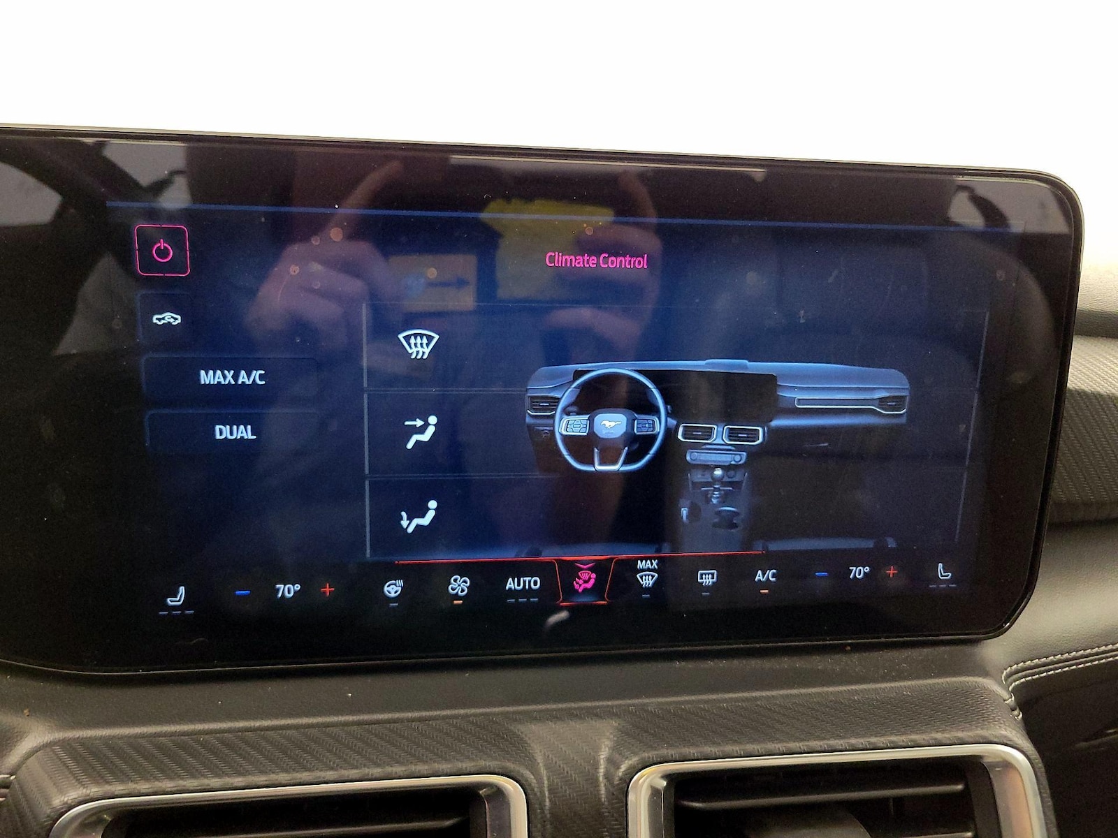 2024 Ford Mustang EcoBoost Premium - Photo 17