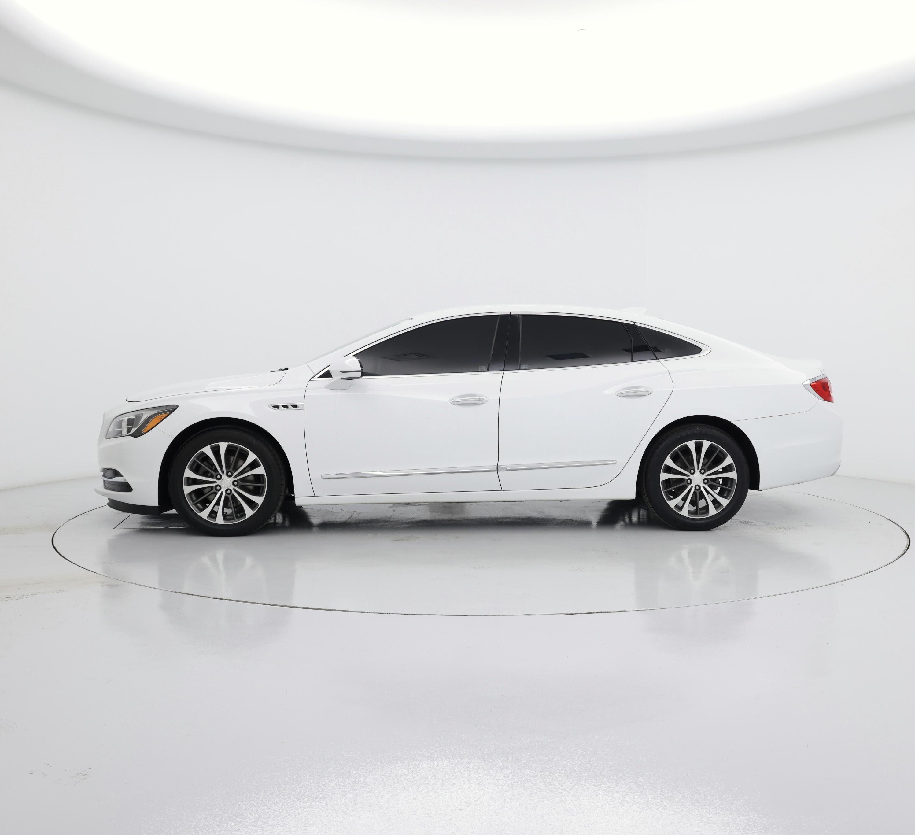 Thumbnail: 2017 Buick LaCrosse - 3