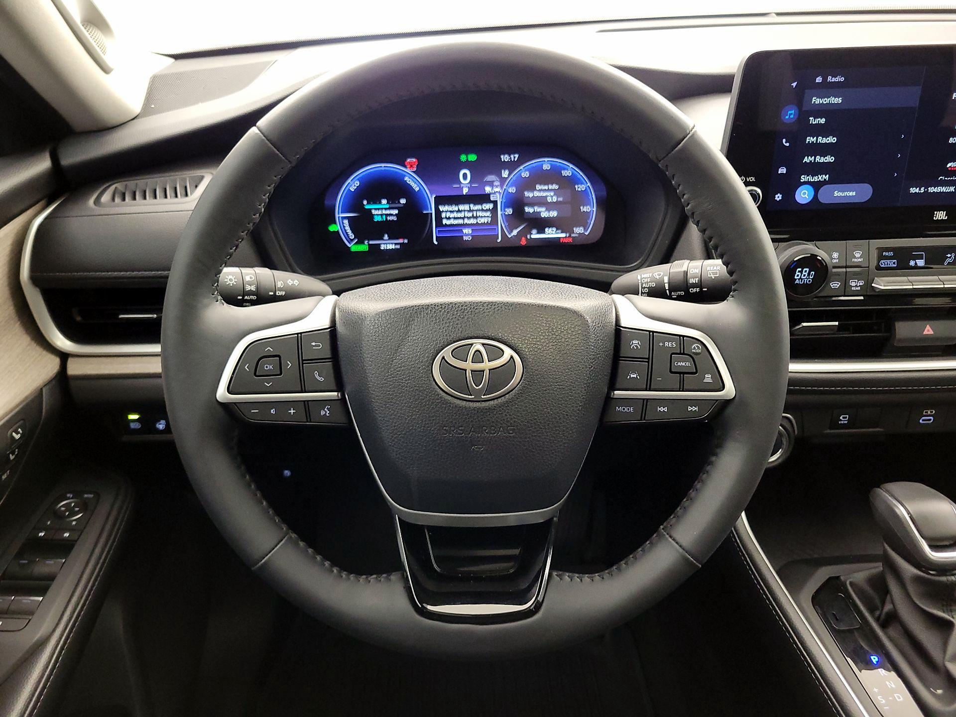 Thumbnail: 2025 Toyota Highlander - 10