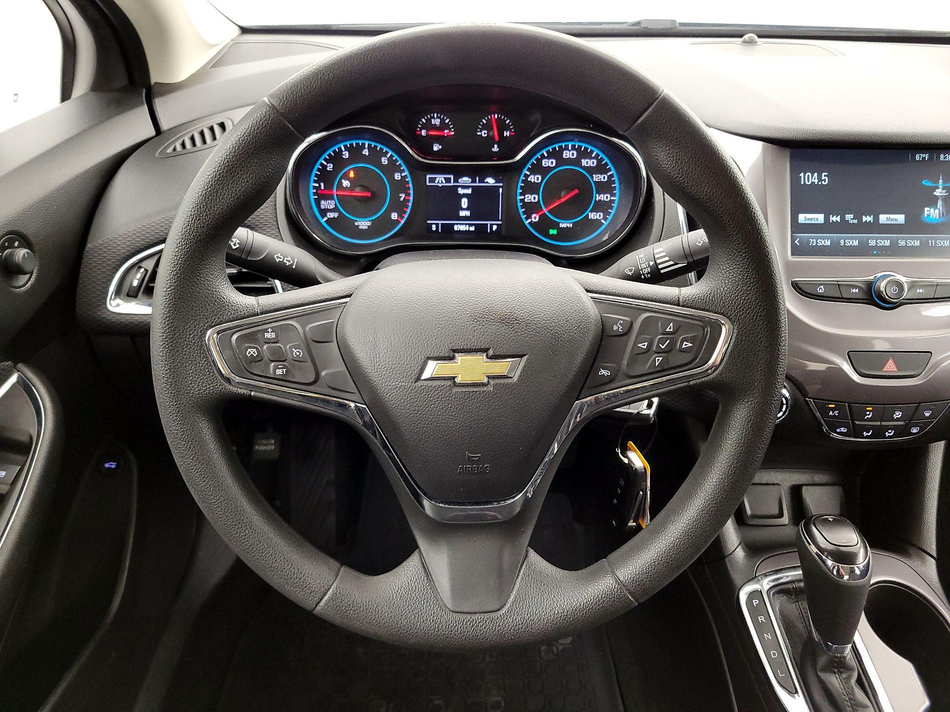 Thumbnail: 2017 Chevrolet Cruze - 10