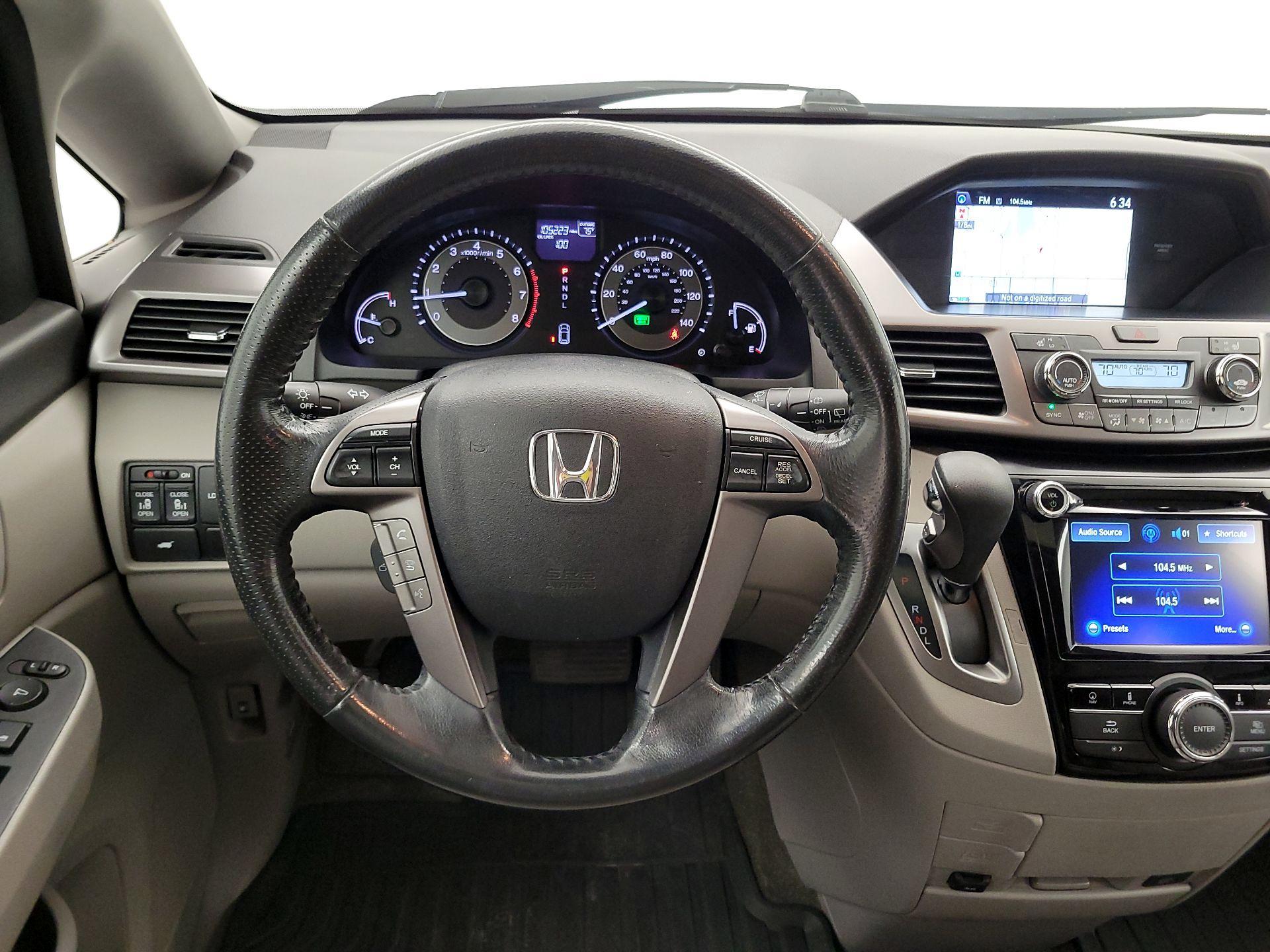 Thumbnail: 2016 Honda Odyssey - 10