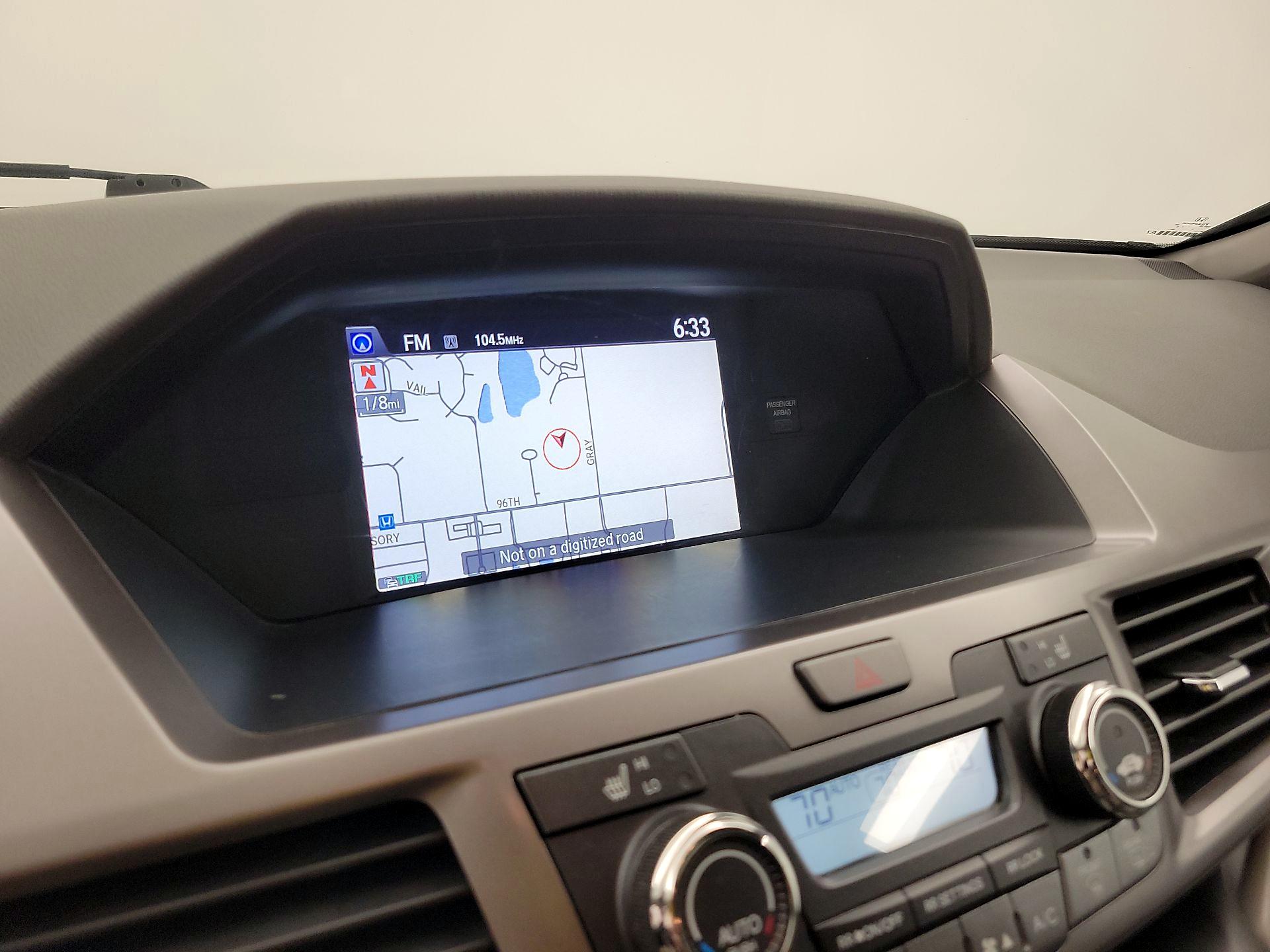 Thumbnail: 2016 Honda Odyssey - 14