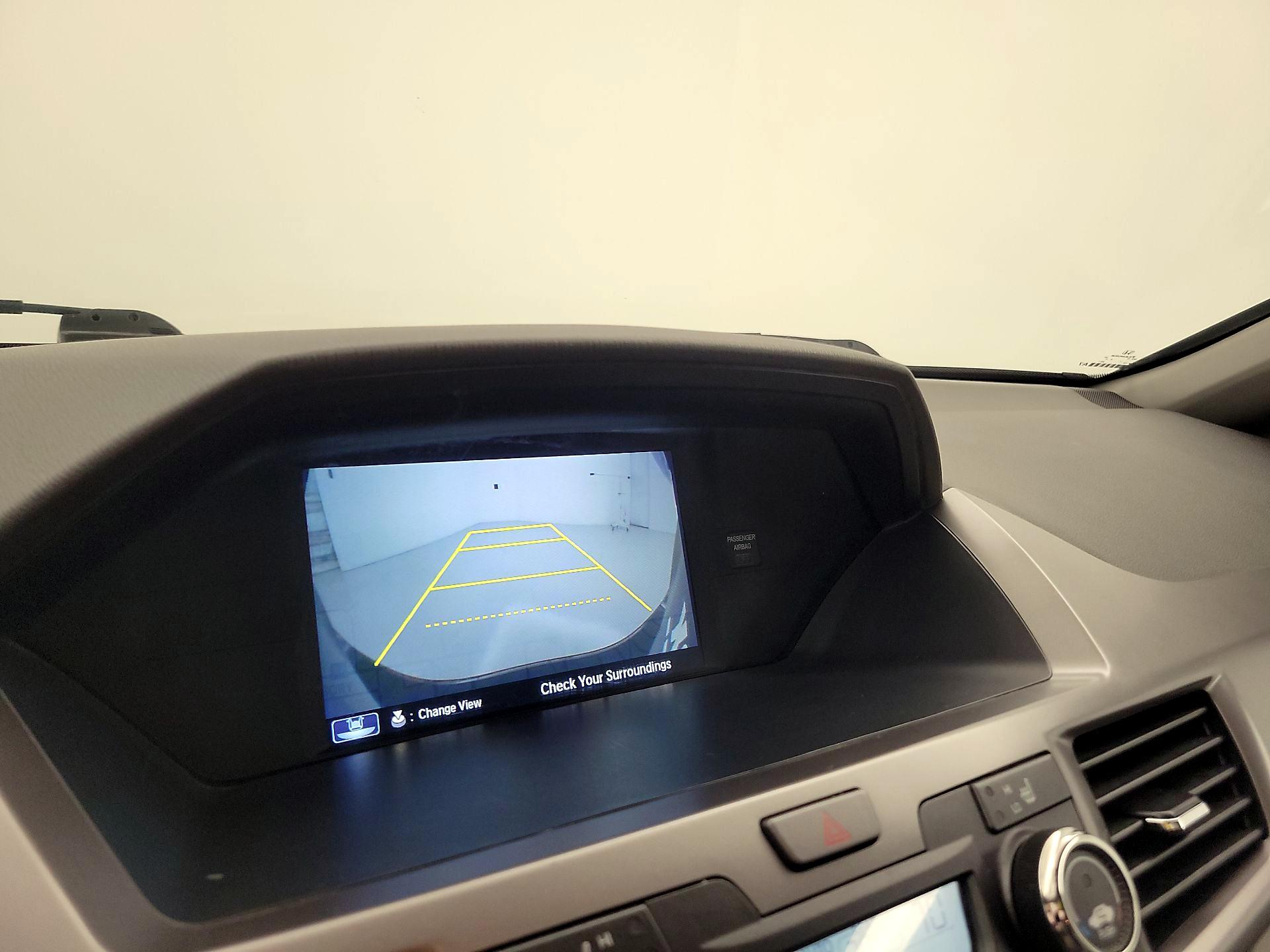 Thumbnail: 2016 Honda Odyssey - 15
