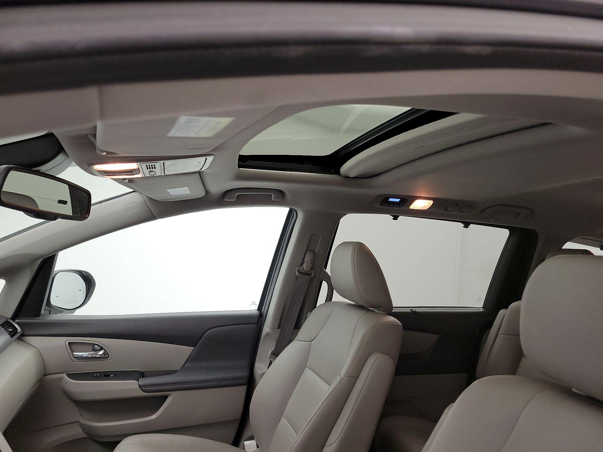 Thumbnail: 2016 Honda Odyssey - 20