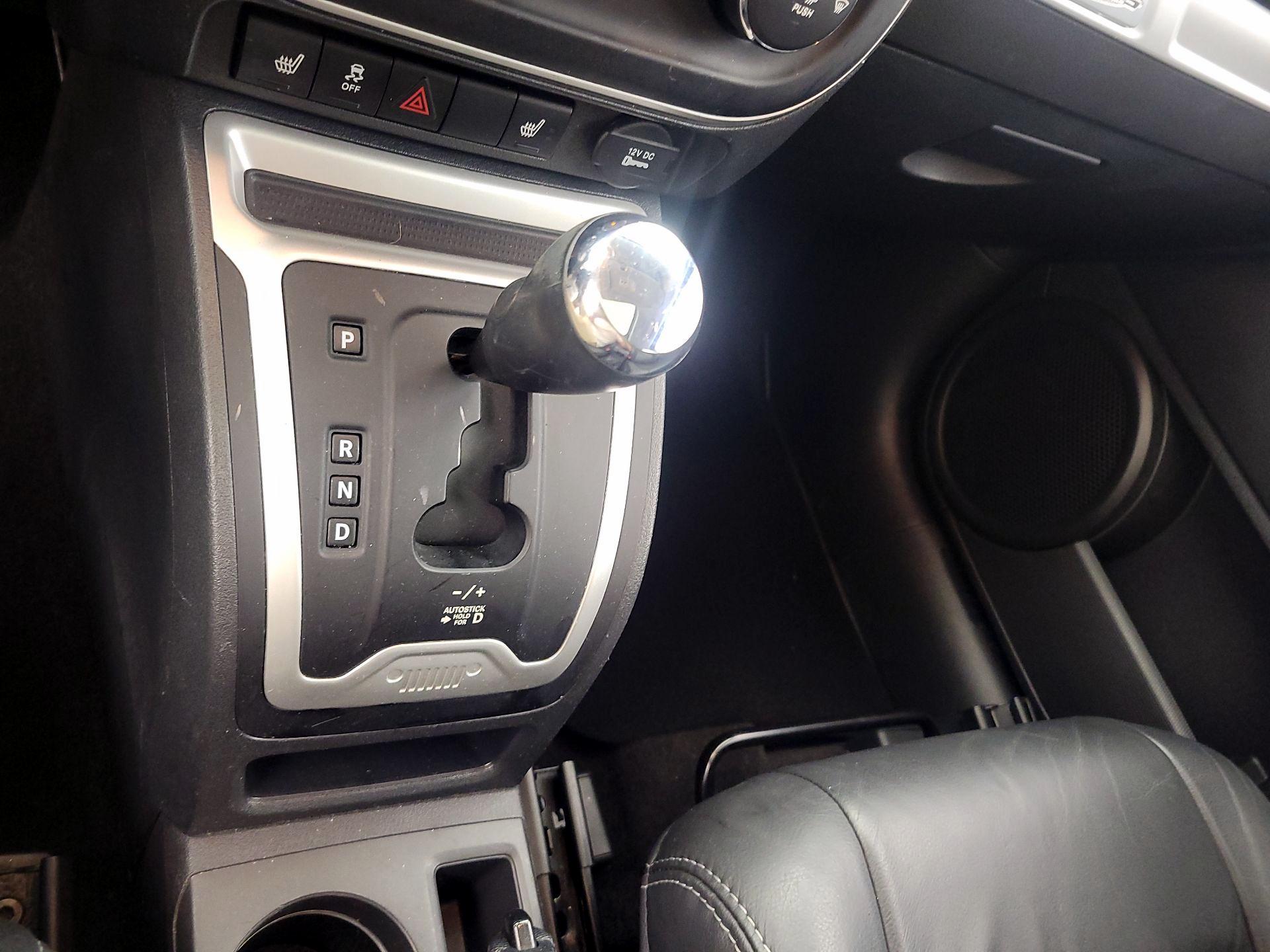 Thumbnail: 2015 Jeep Compass - 15