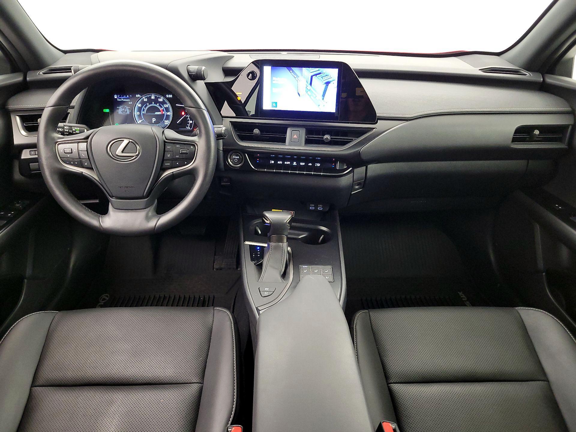 Thumbnail: 2023 Lexus UX - 9