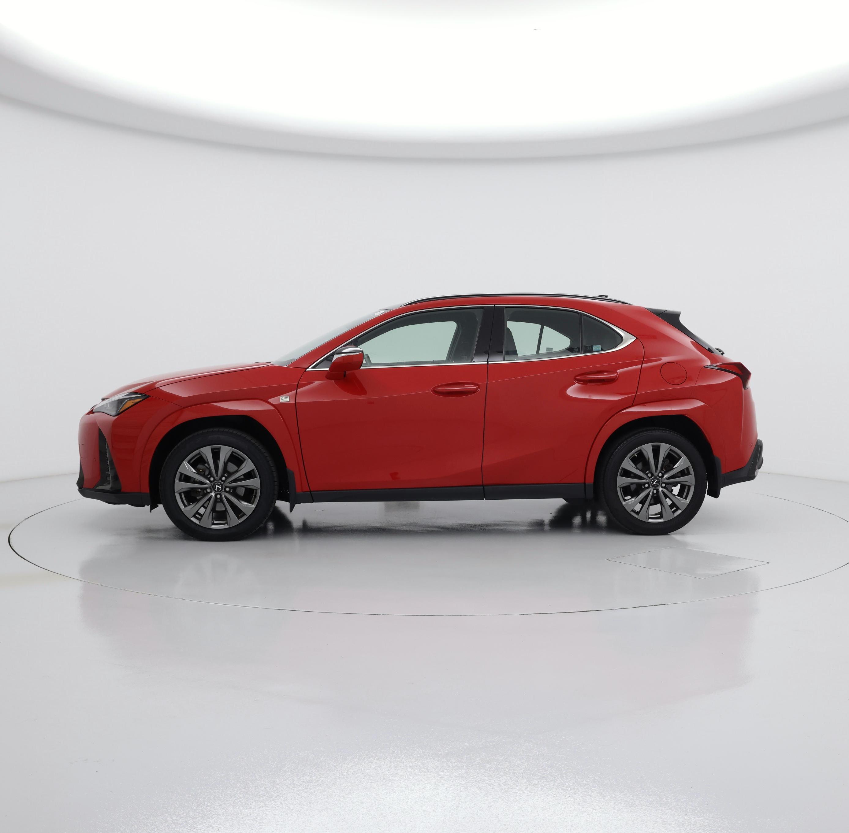 Thumbnail: 2023 Lexus UX - 3
