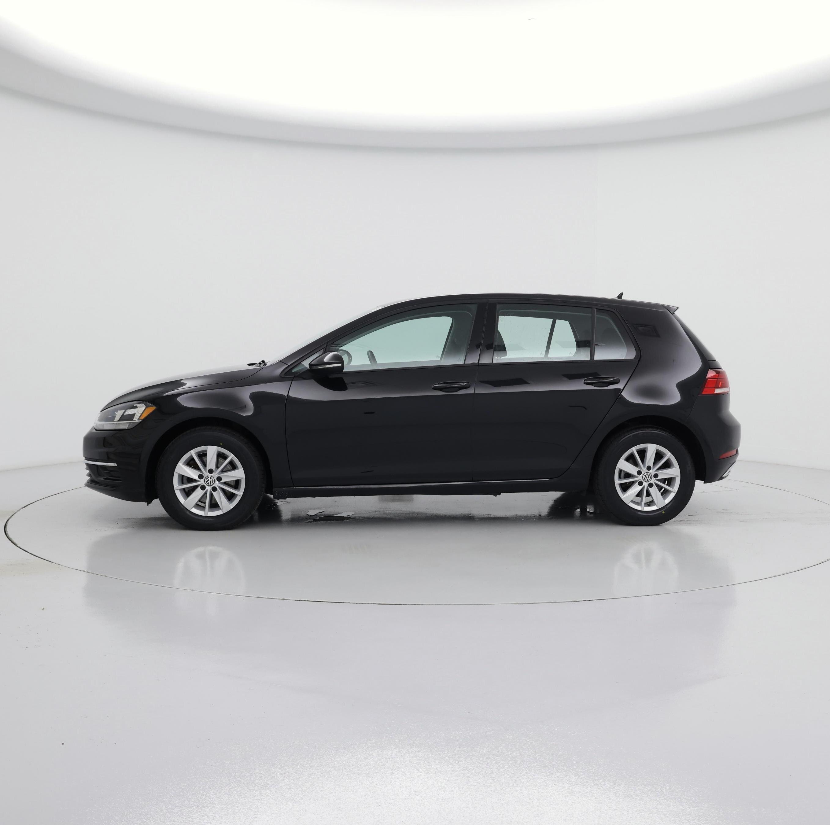 Thumbnail: 2018 Volkswagen Golf - 3
