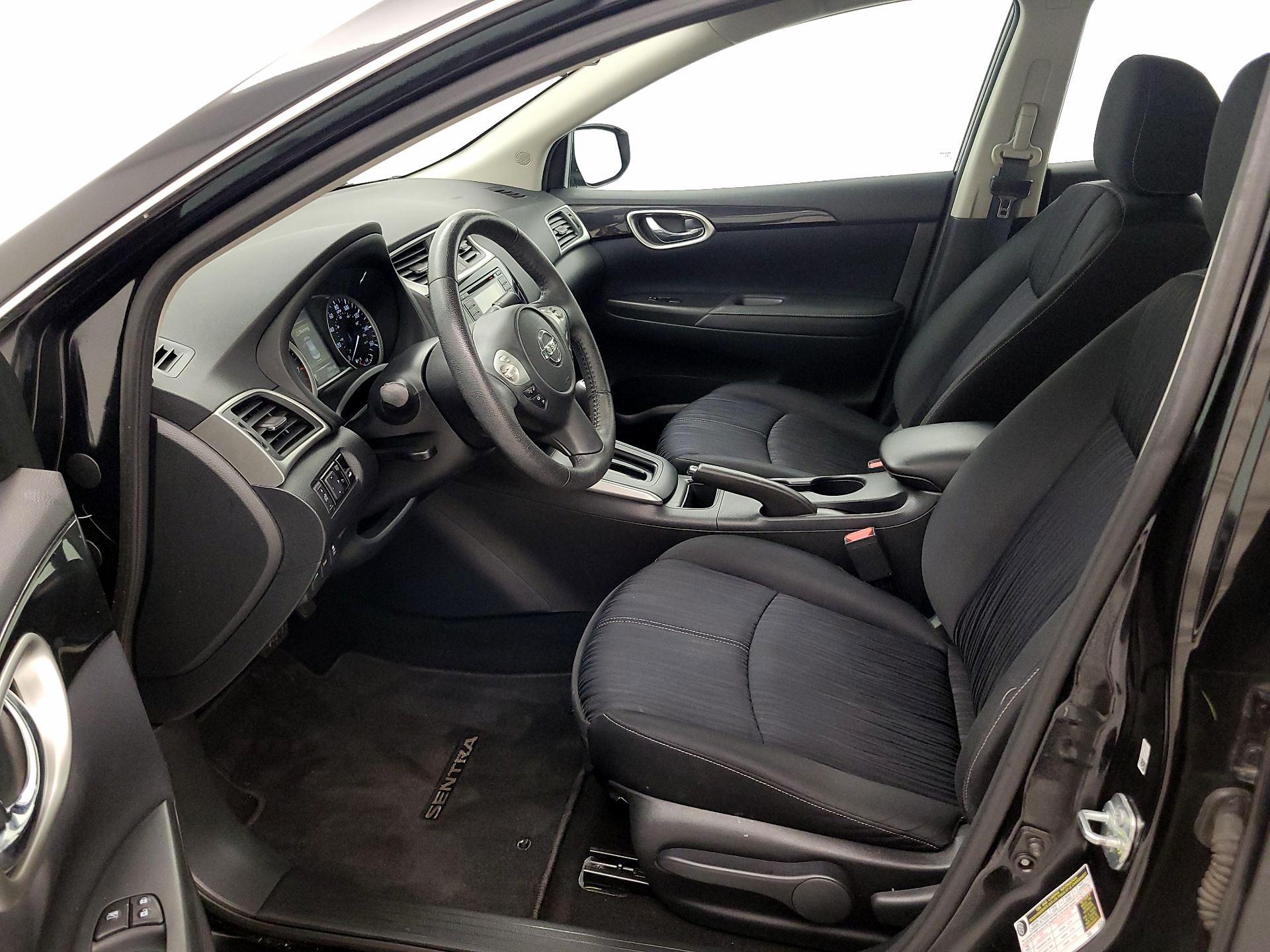 Thumbnail: 2018 Nissan Sentra - 11