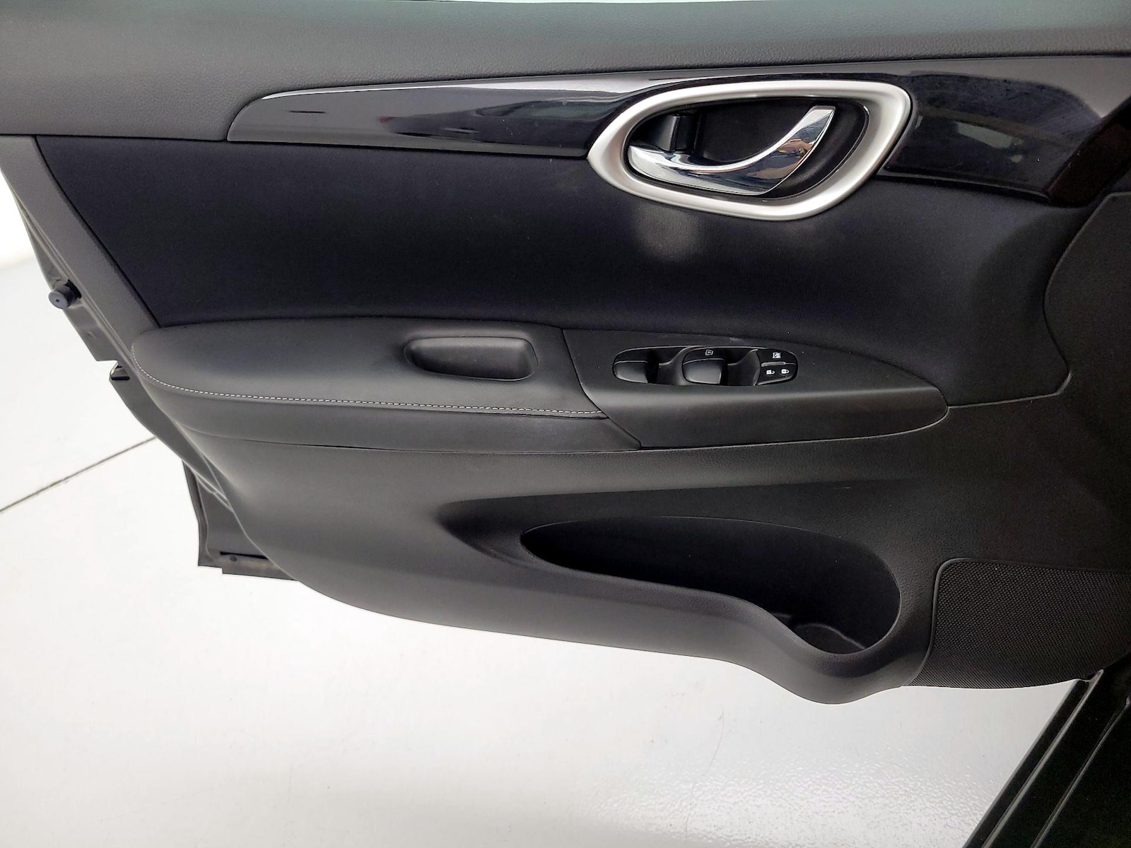 2018 Nissan Sentra SV - Photo 13