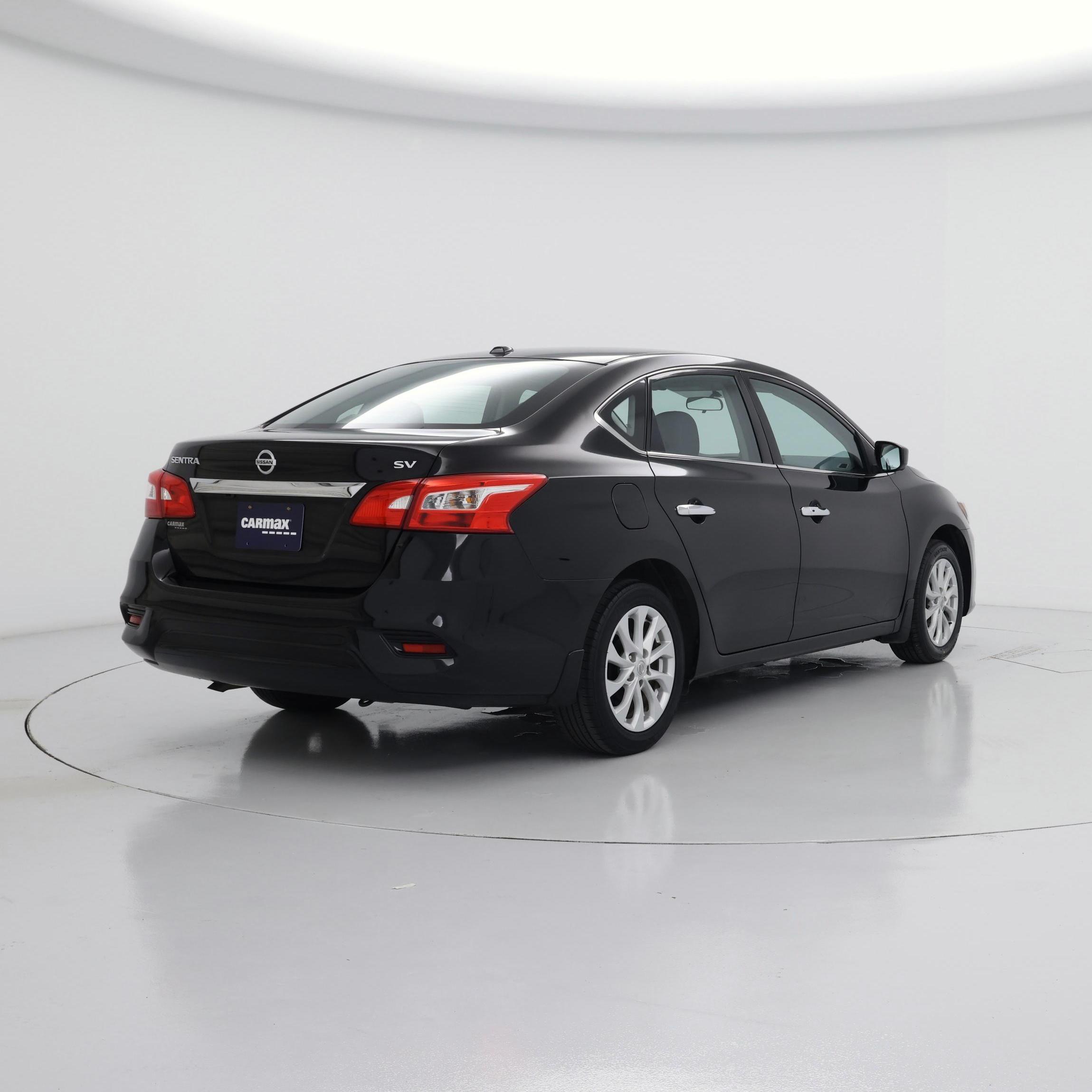 Thumbnail: 2018 Nissan Sentra - 8