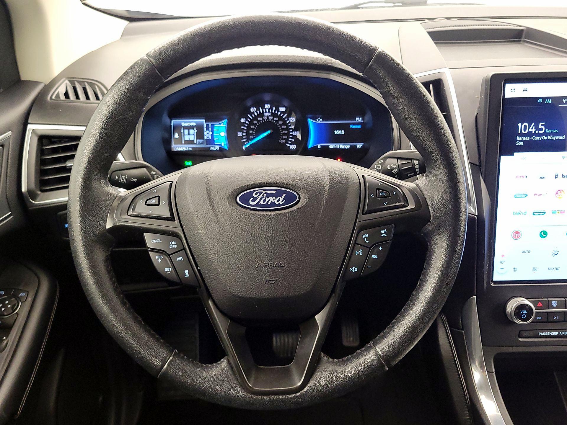 Thumbnail: 2022 Ford Edge - 10