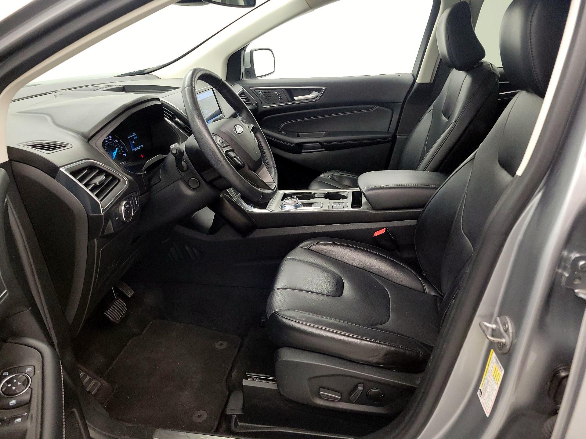 Thumbnail: 2022 Ford Edge - 11
