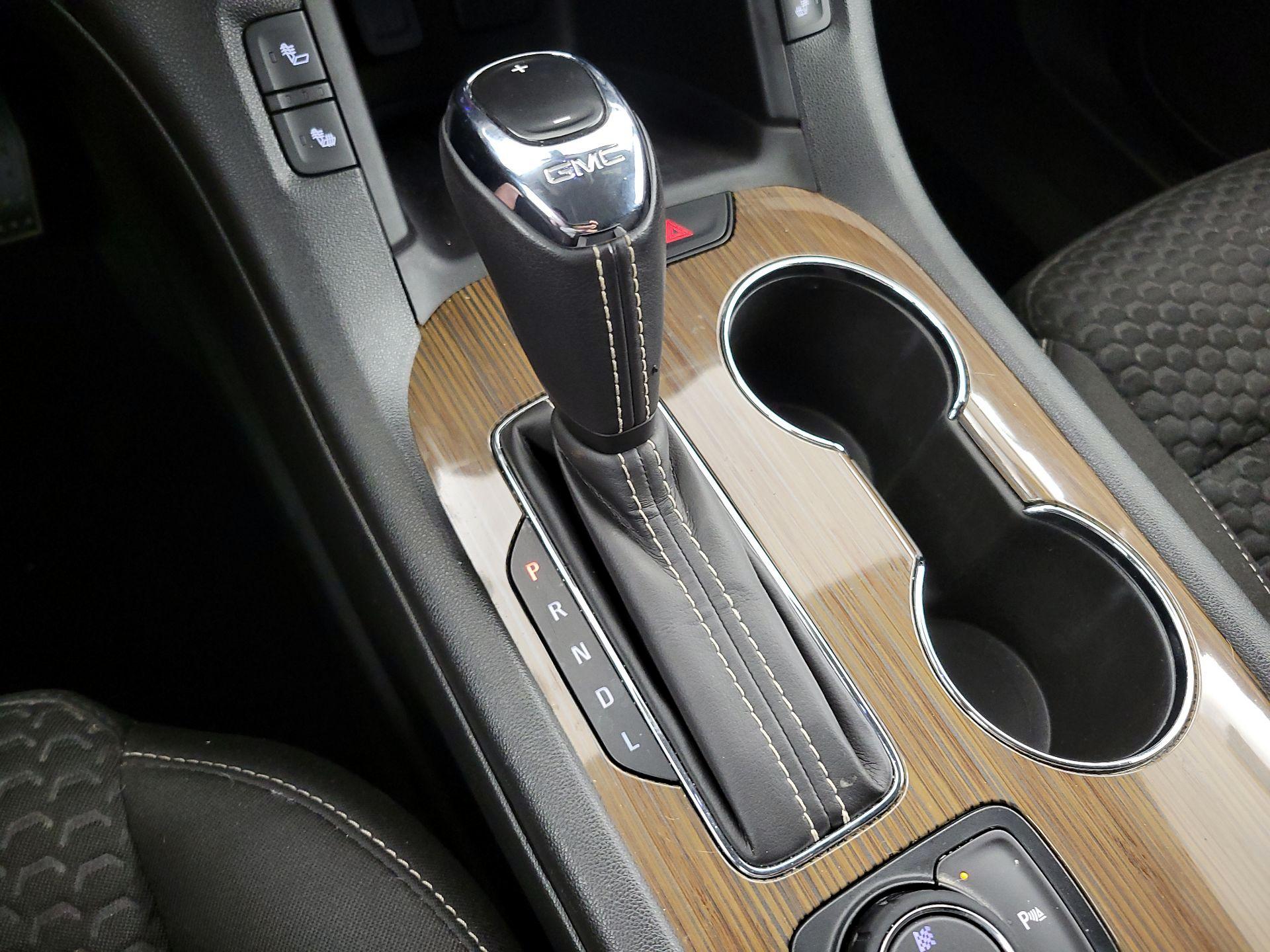 Thumbnail: 2019 GMC Acadia - 17