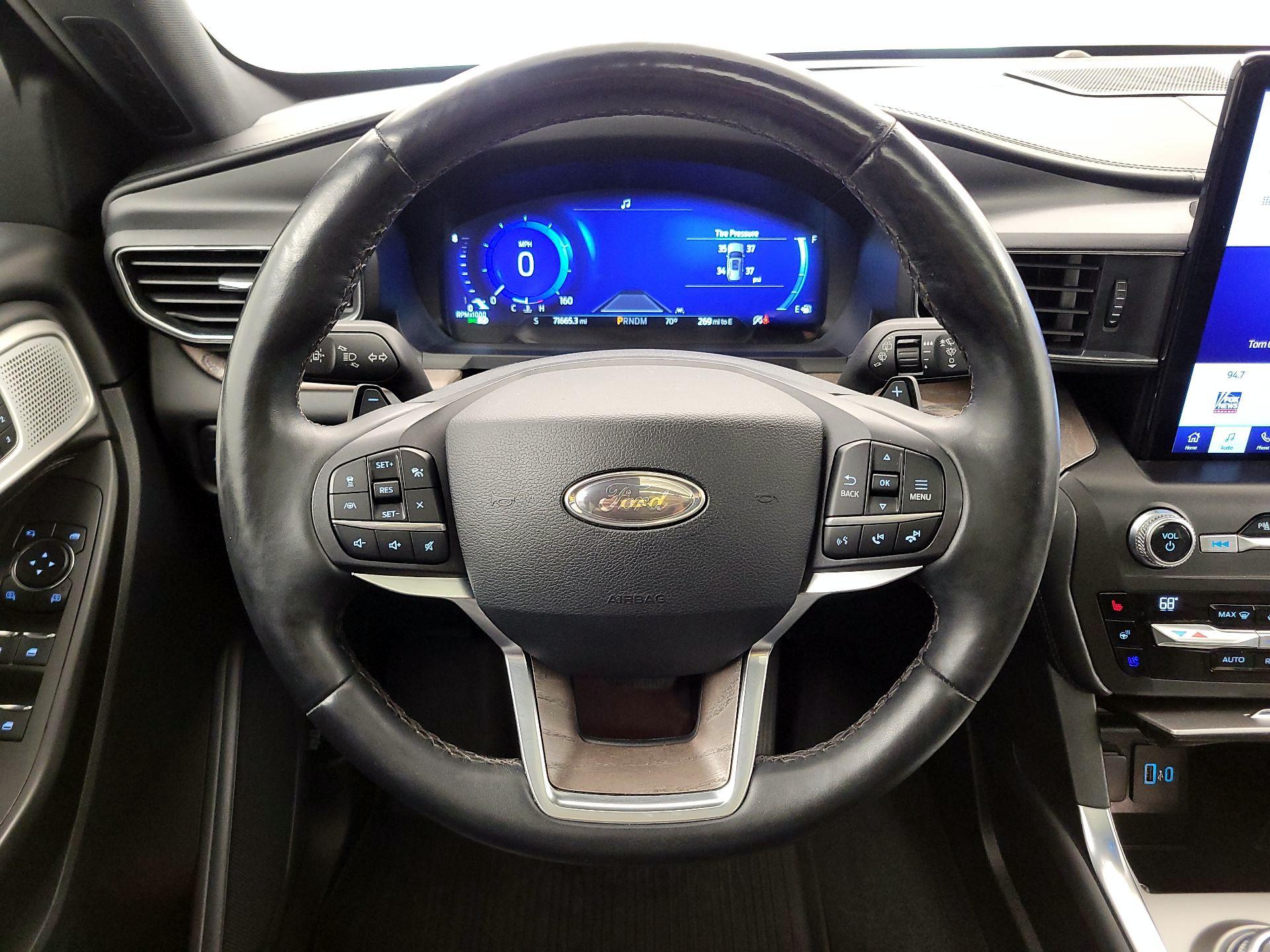 Thumbnail: 2020 Ford Explorer - 10