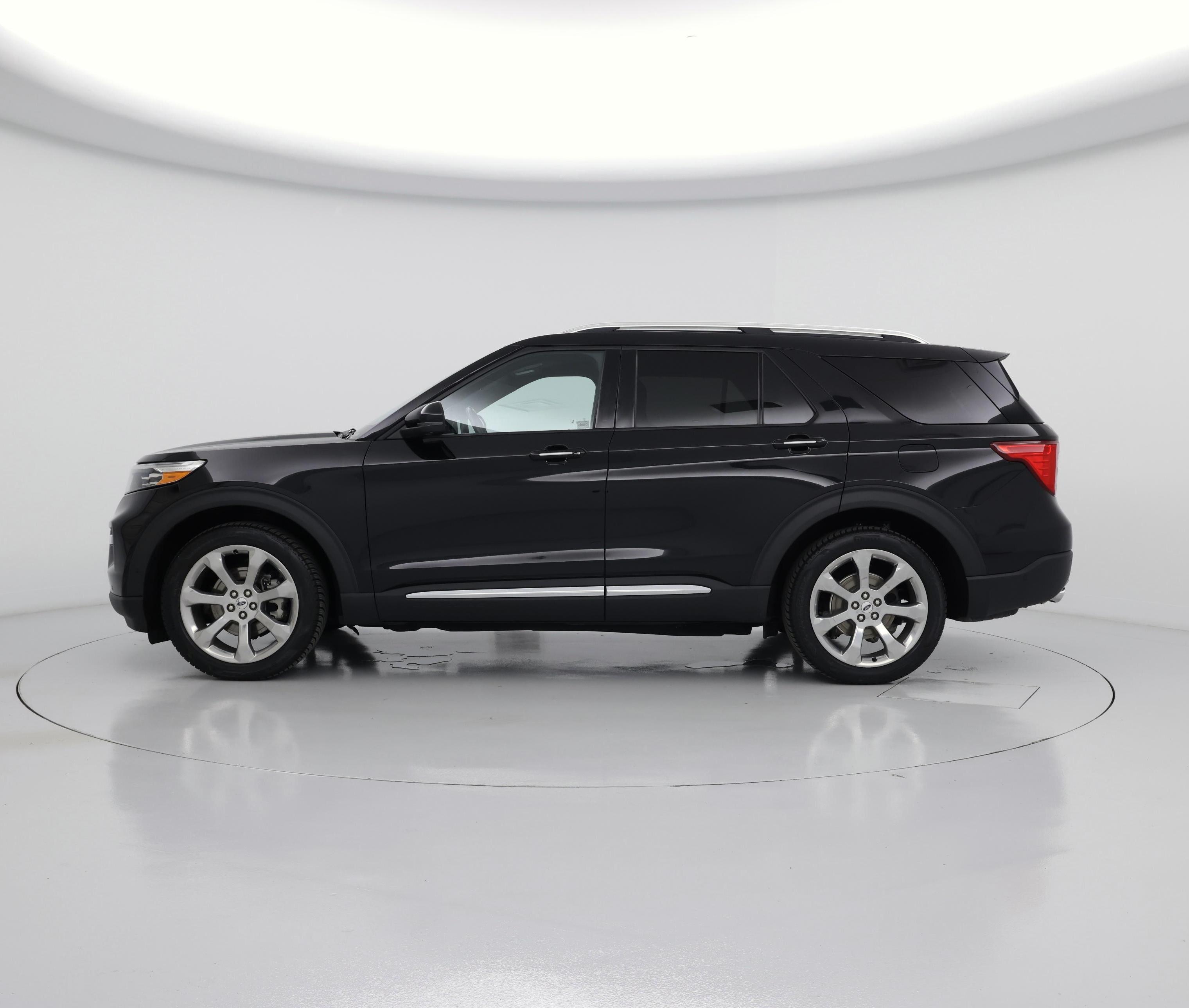 Thumbnail: 2020 Ford Explorer - 3