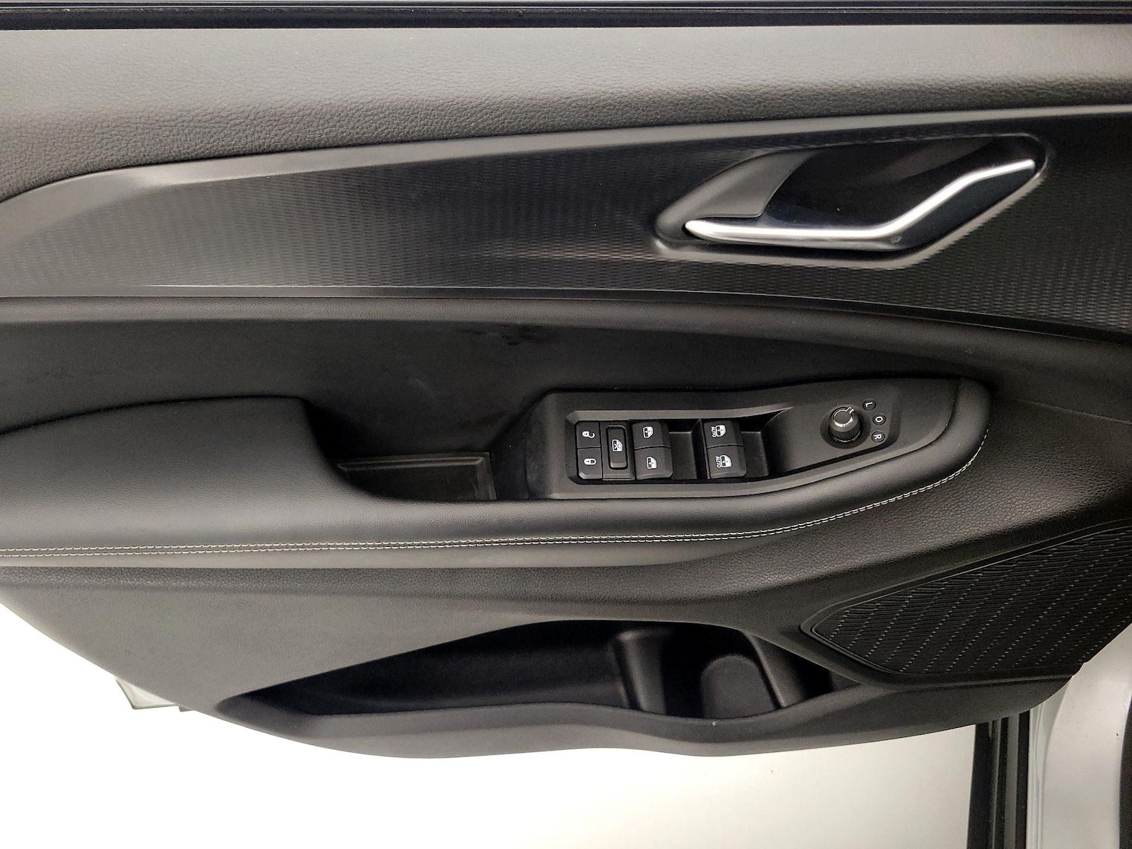 2023 Jeep Grand Cherokee Altitude - Photo 13