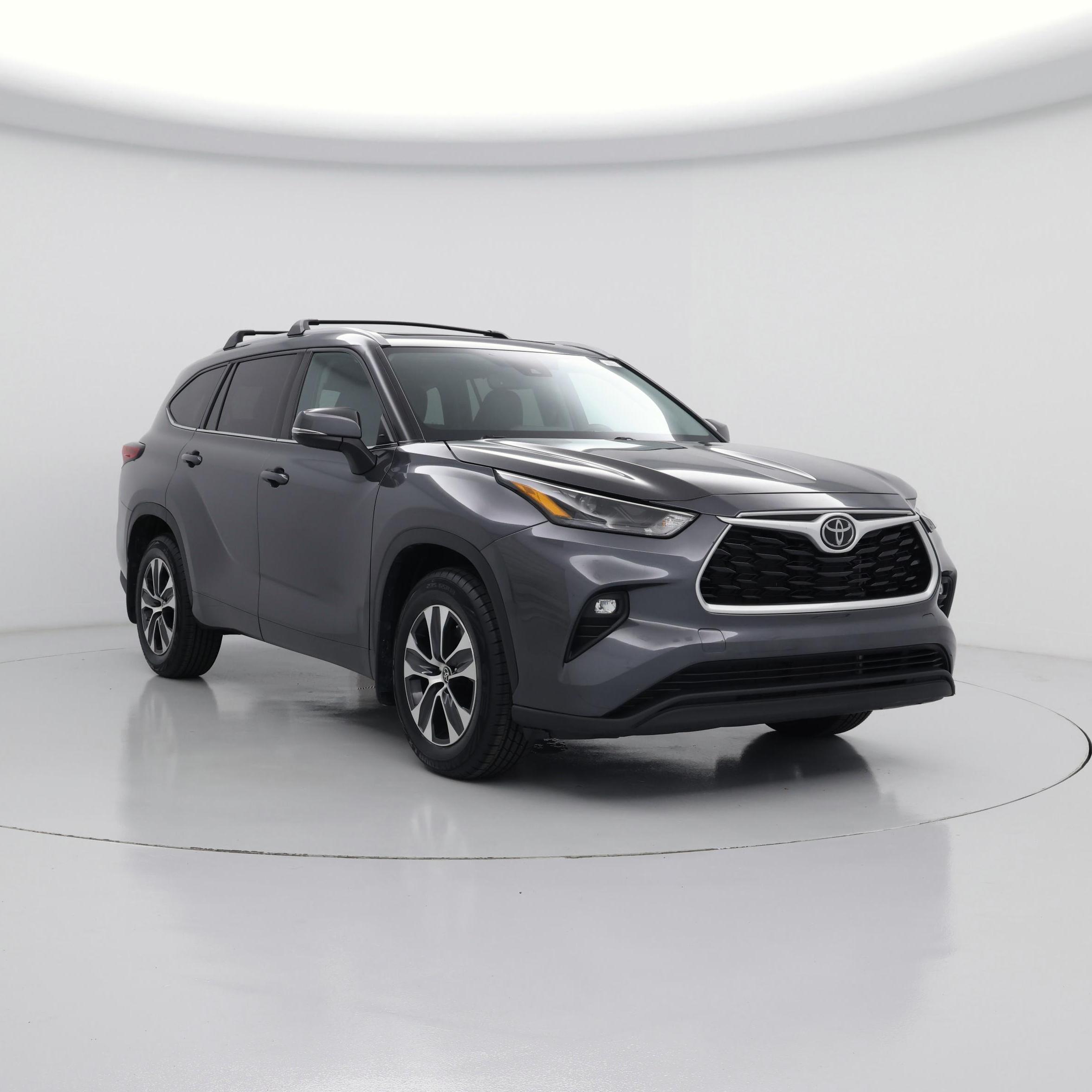 Silver 2022 Toyota Highlander SUV / Crossover All-Wheel Drive Automatic