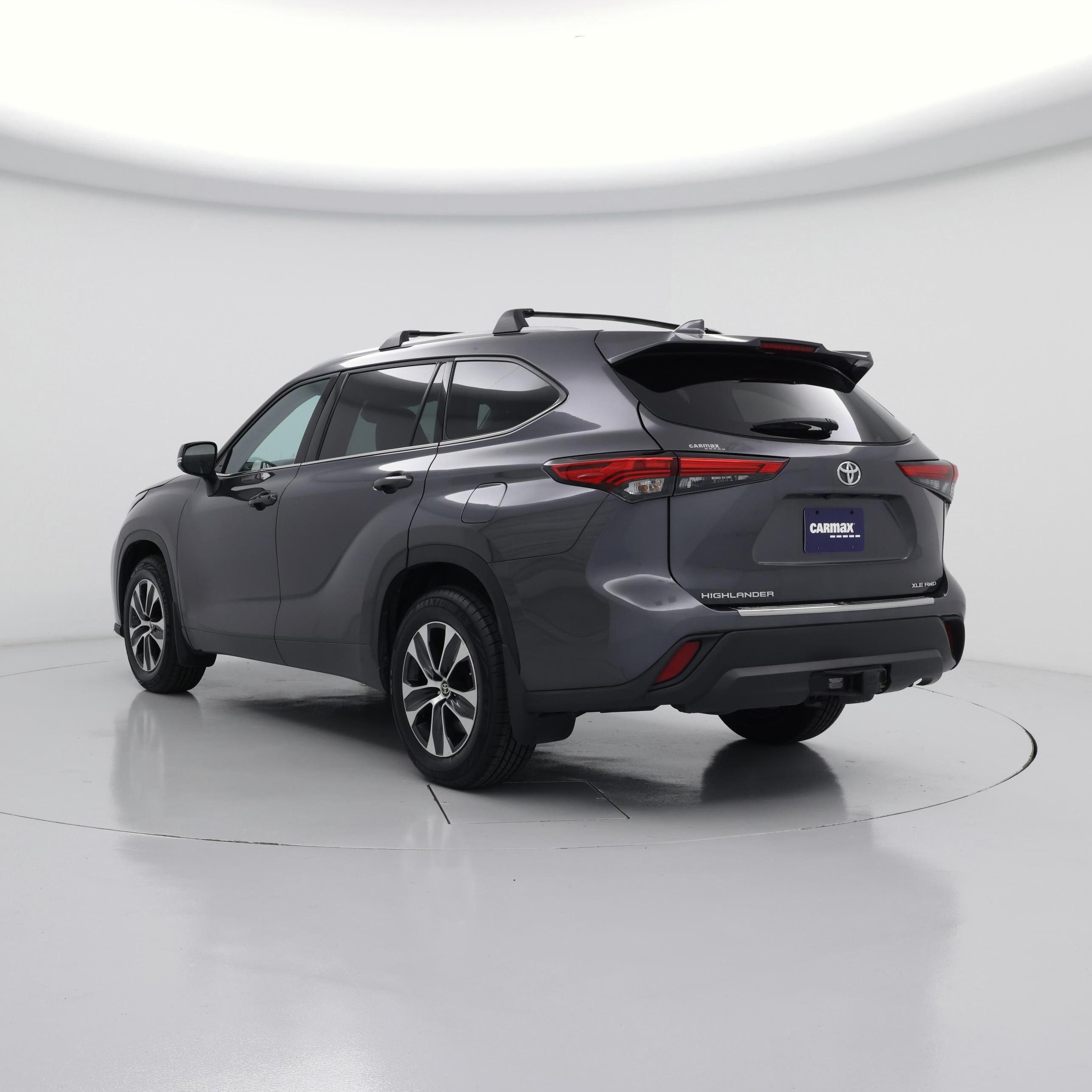 Thumbnail: 2022 Toyota Highlander - 2