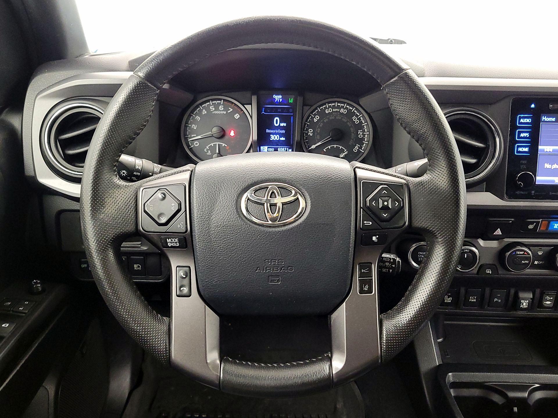 Thumbnail: 2019 Toyota Tacoma - 10
