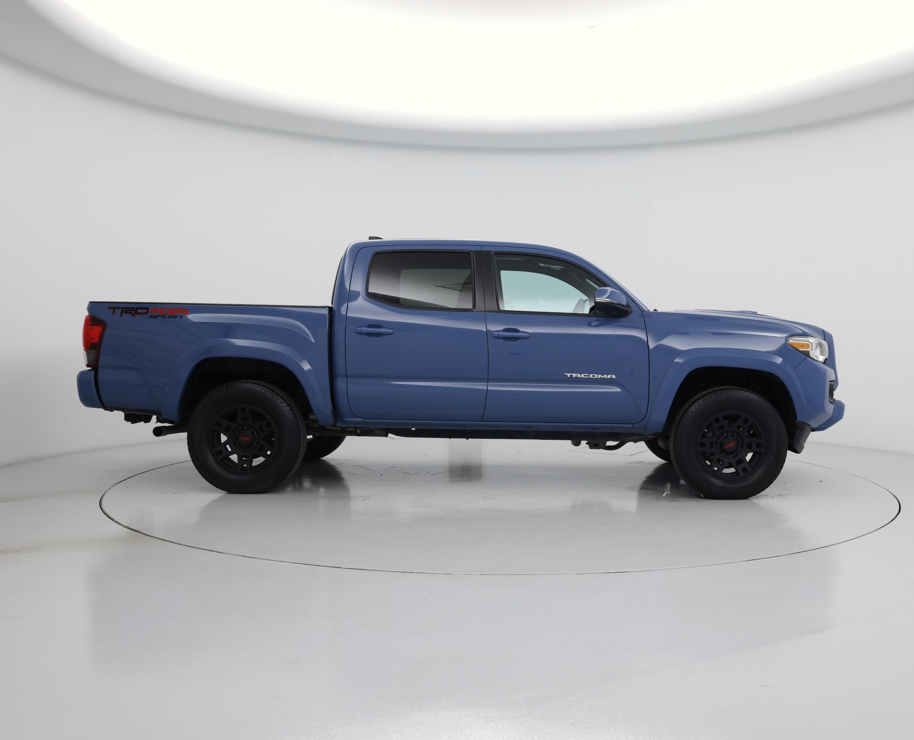Thumbnail: 2019 Toyota Tacoma - 7
