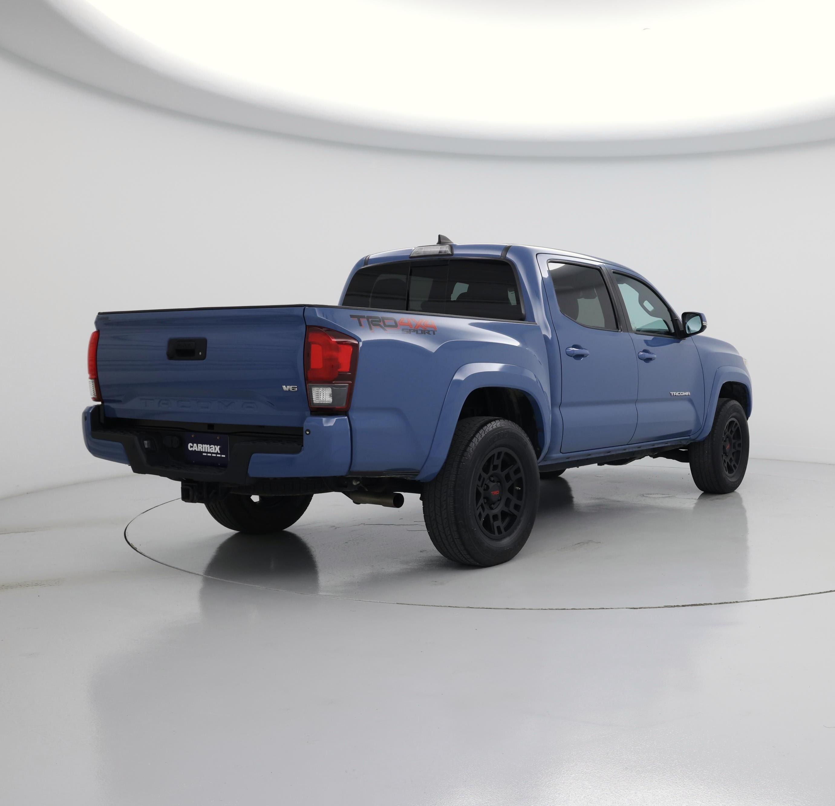 Thumbnail: 2019 Toyota Tacoma - 8