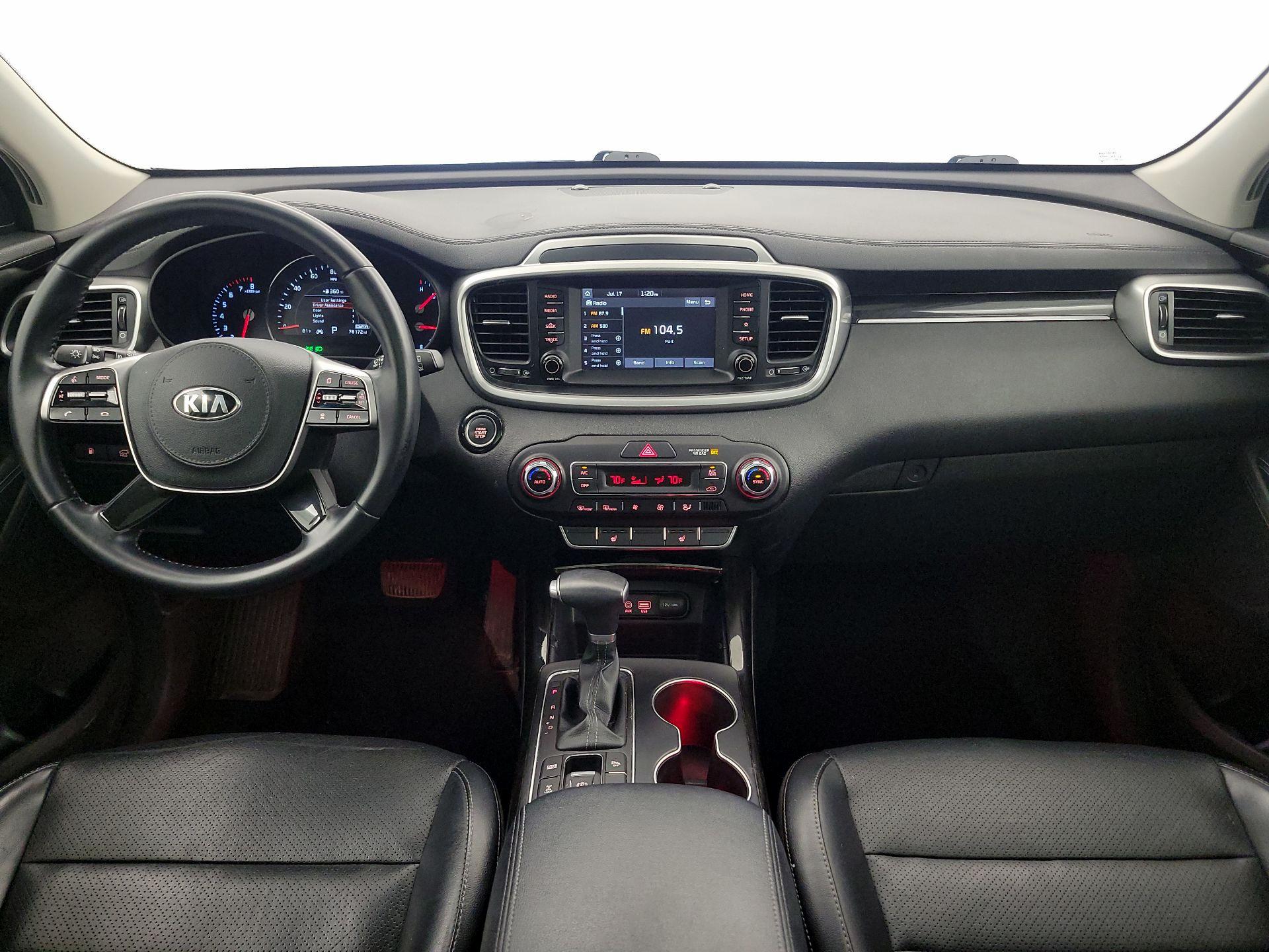 Thumbnail: 2020 Kia Sorento - 9