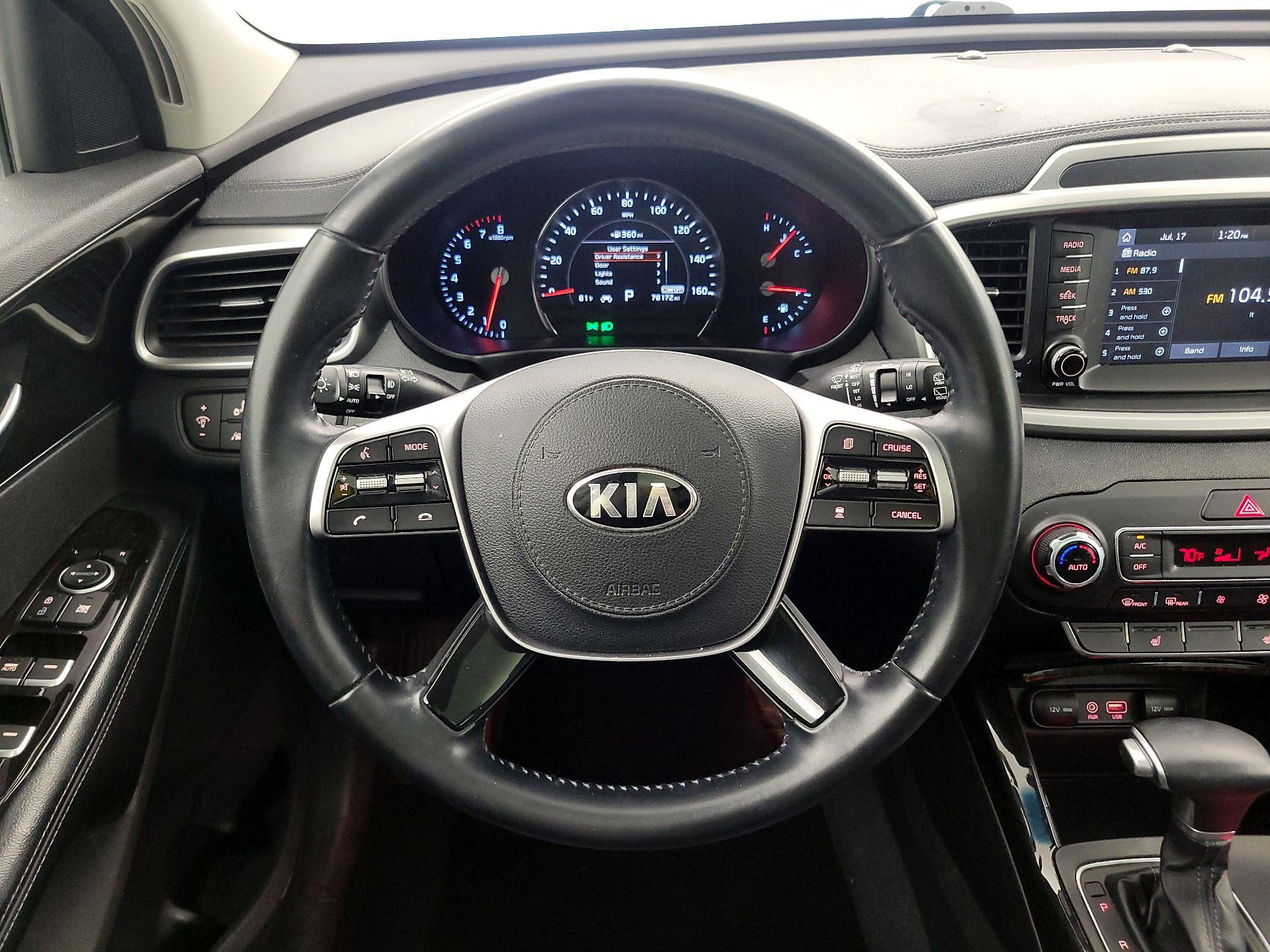 Thumbnail: 2020 Kia Sorento - 10