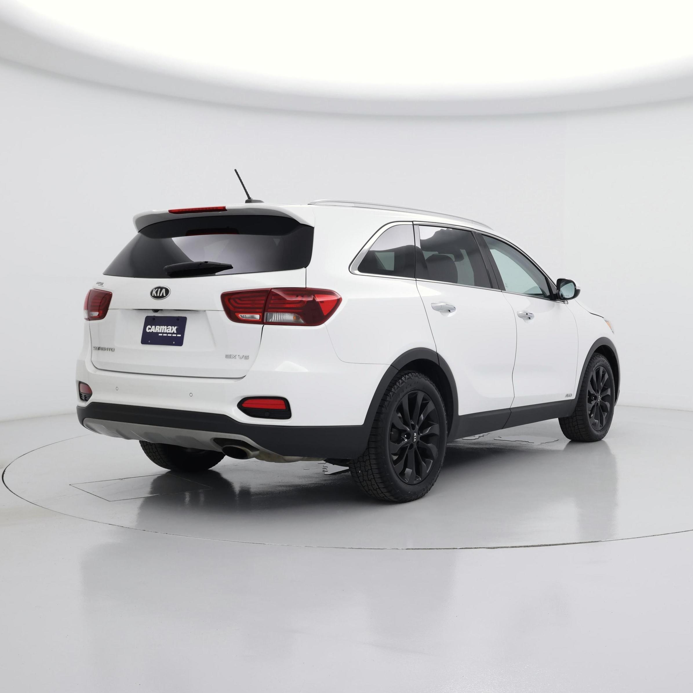 Thumbnail: 2020 Kia Sorento - 8