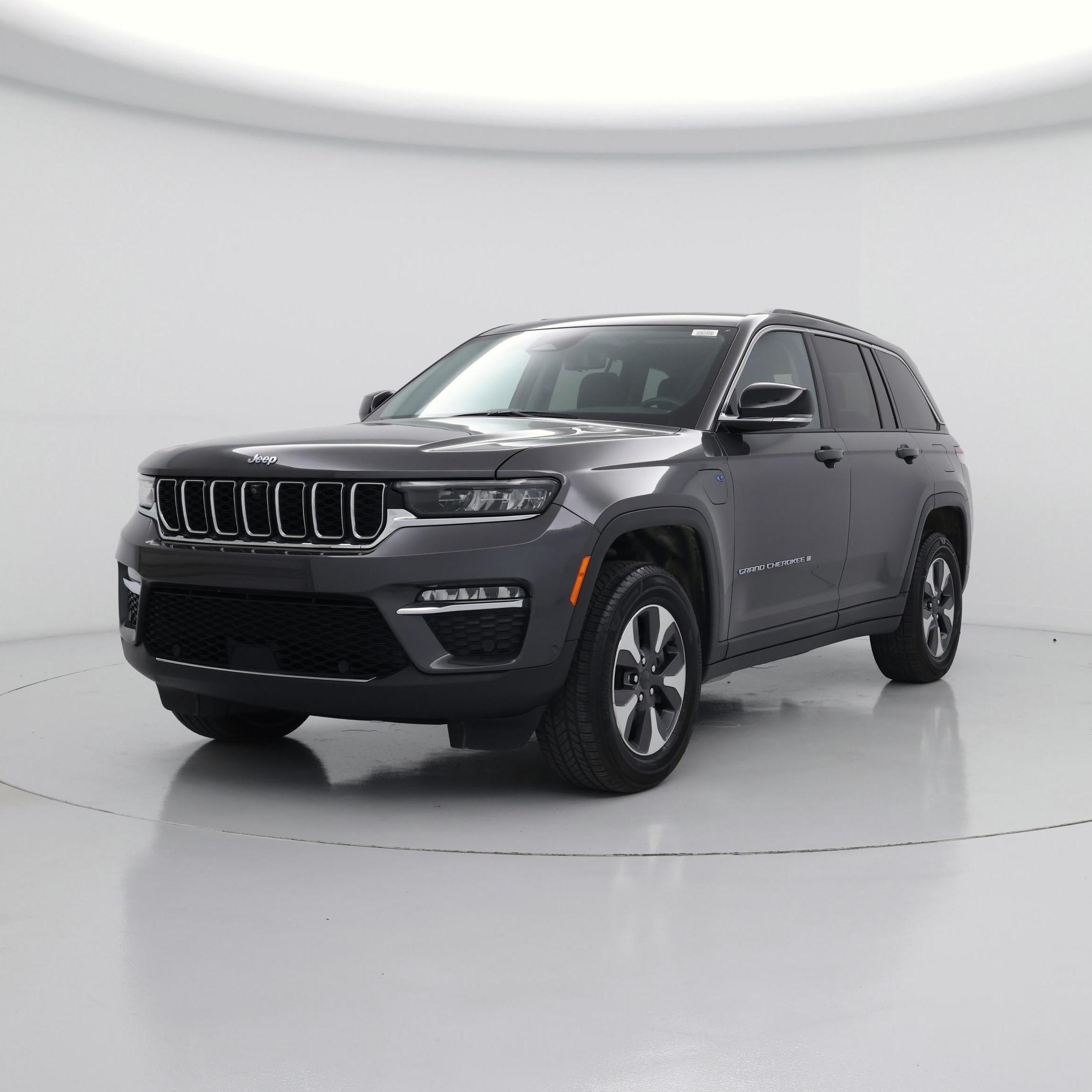 Thumbnail: 2022 Jeep Grand Cherokee - 4