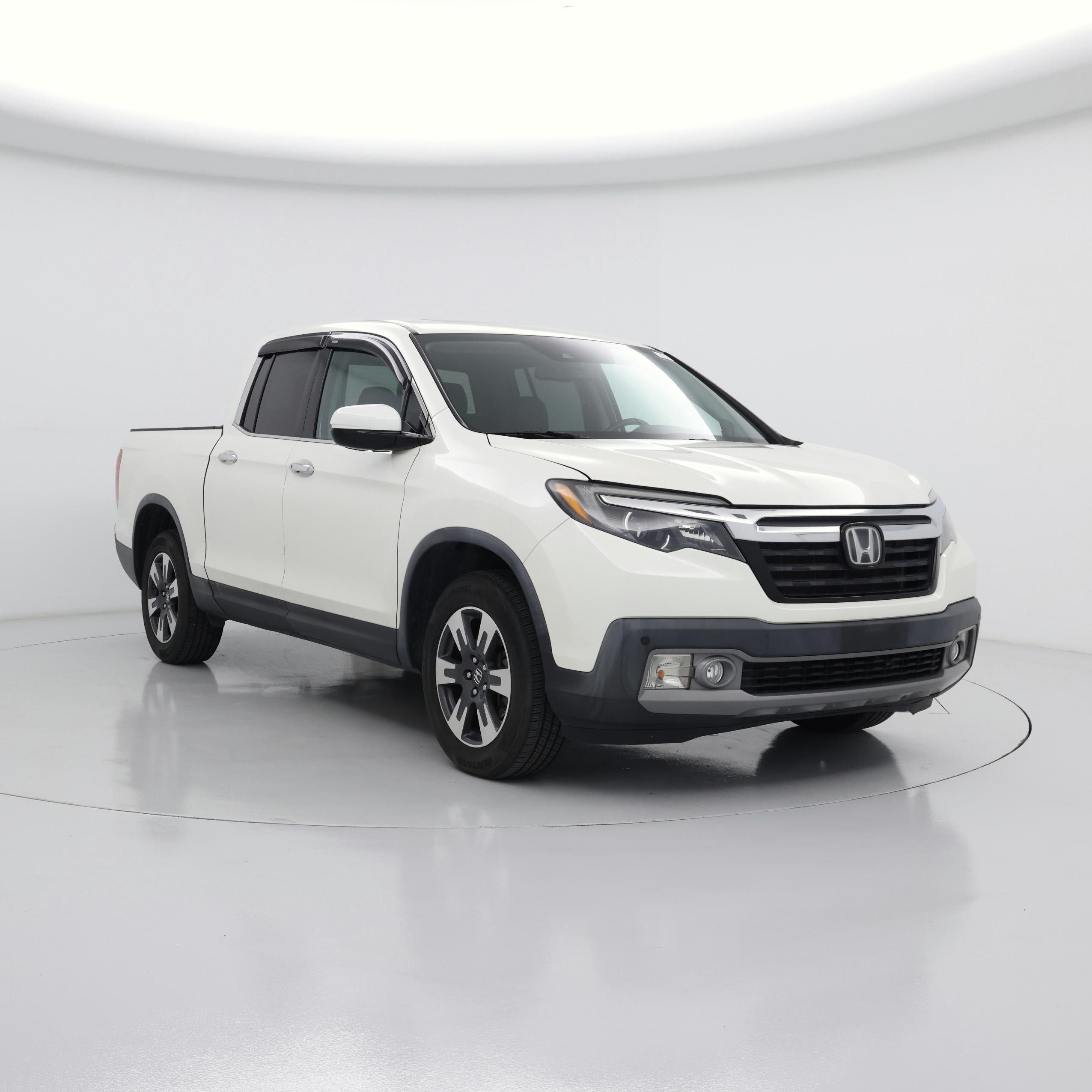 White 2018 Honda Ridgeline Pickup Truck All-Wheel Drive Automatic