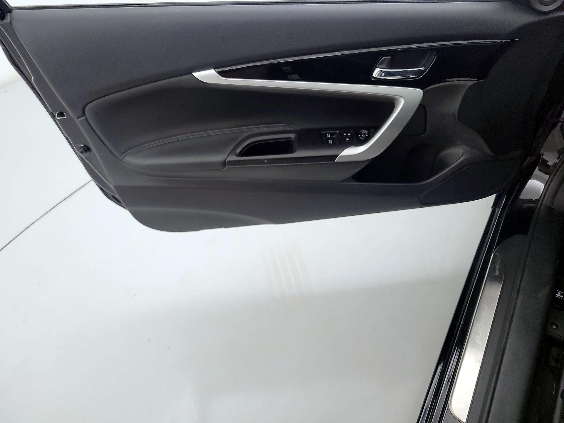 Thumbnail: 2015 Honda Accord - 12