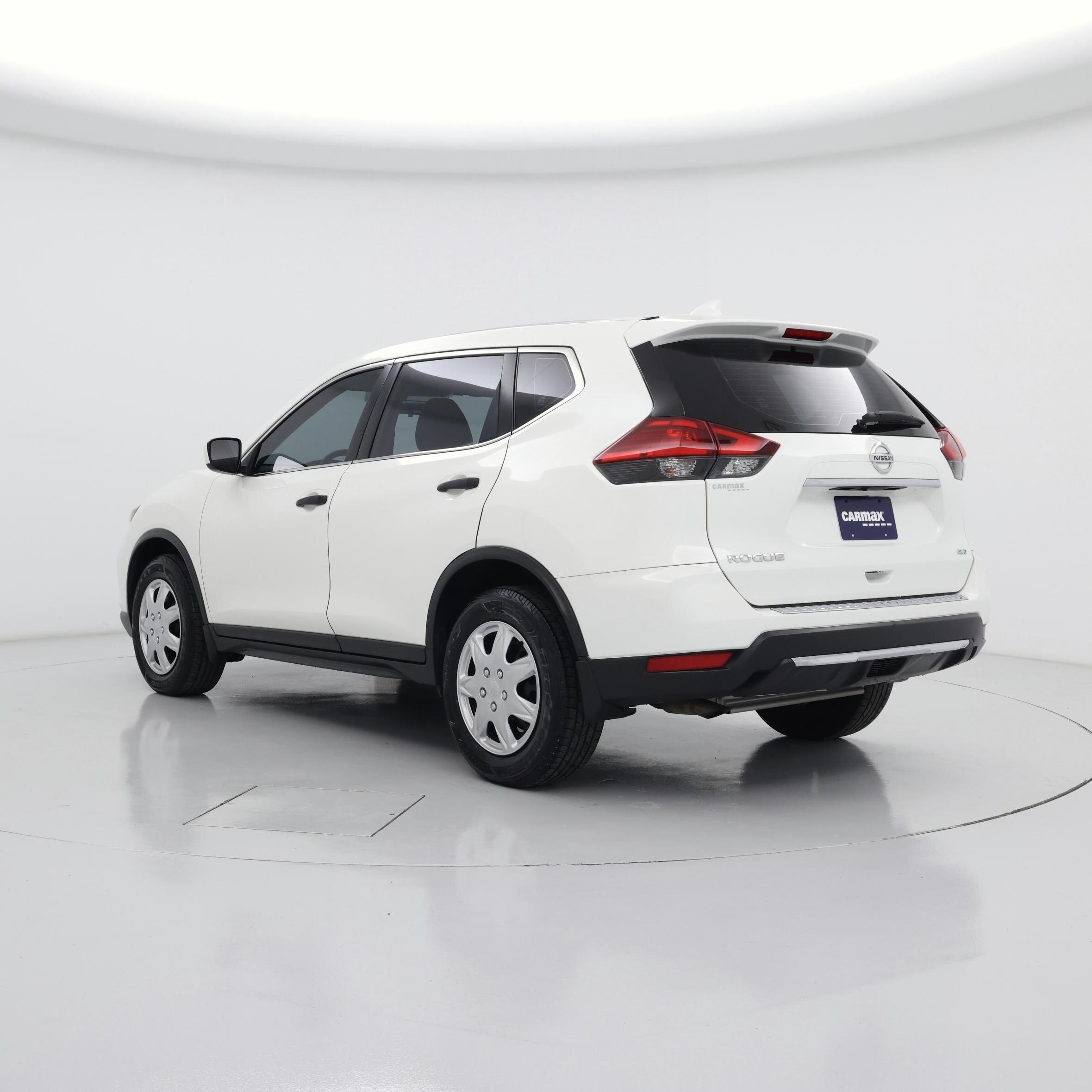 Thumbnail: 2017 Nissan Rogue - 2