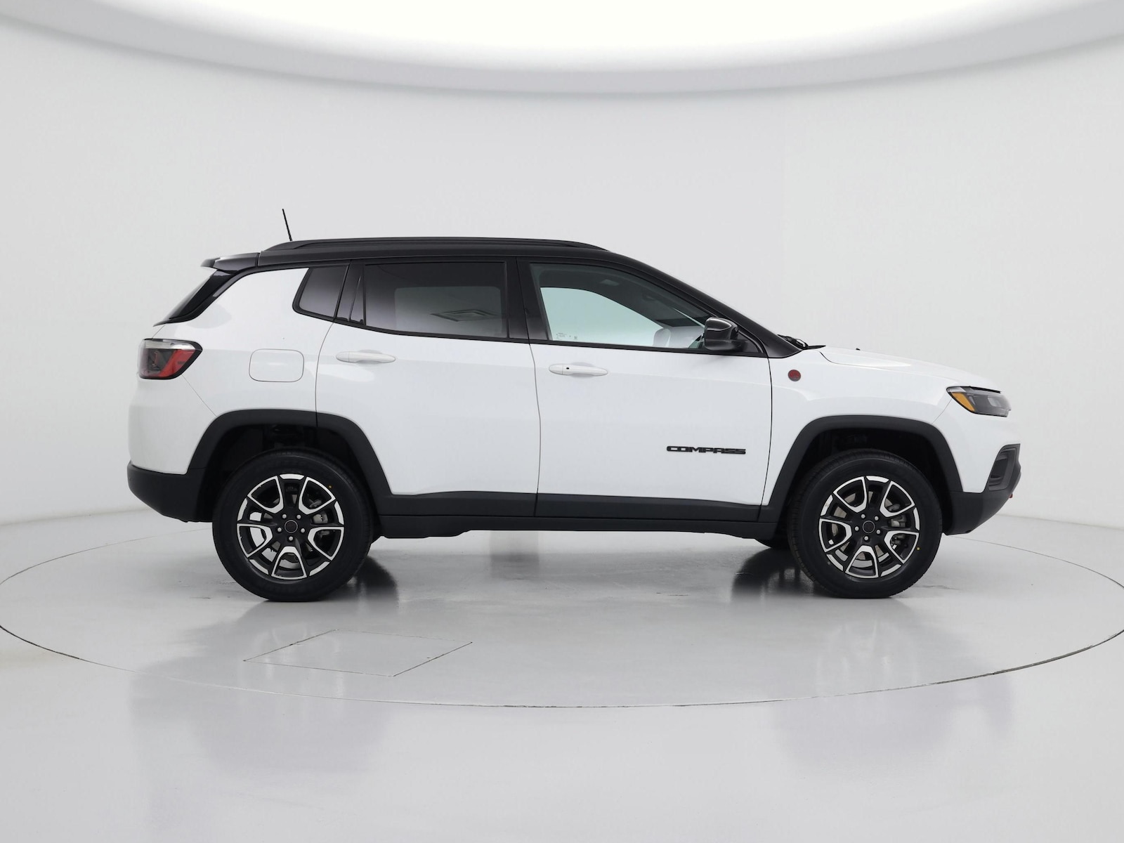 2025 Jeep Compass Trailhawk - Photo 8