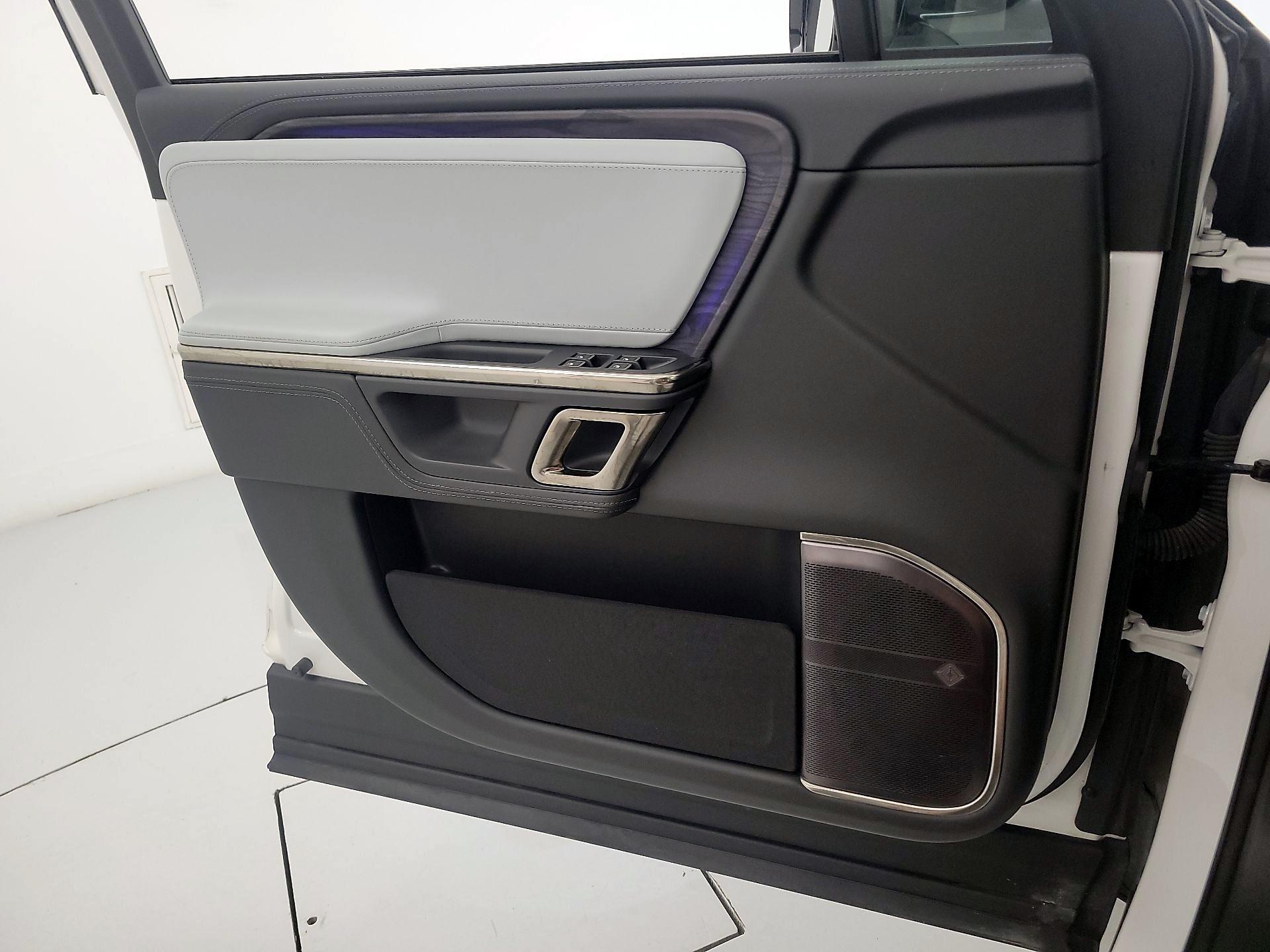 Thumbnail: 2023 Rivian R1S - 12