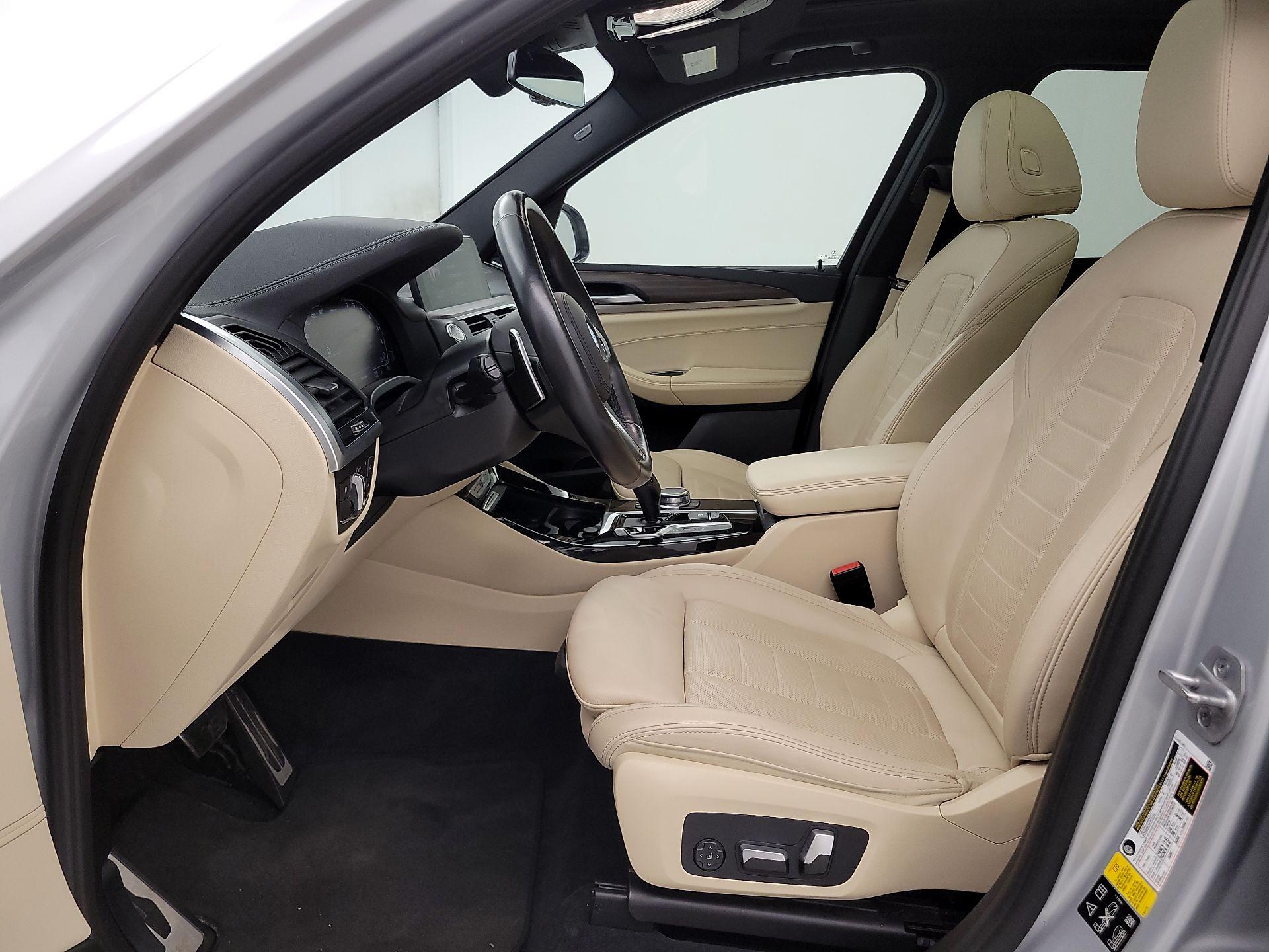Thumbnail: 2021 BMW X3 - 11