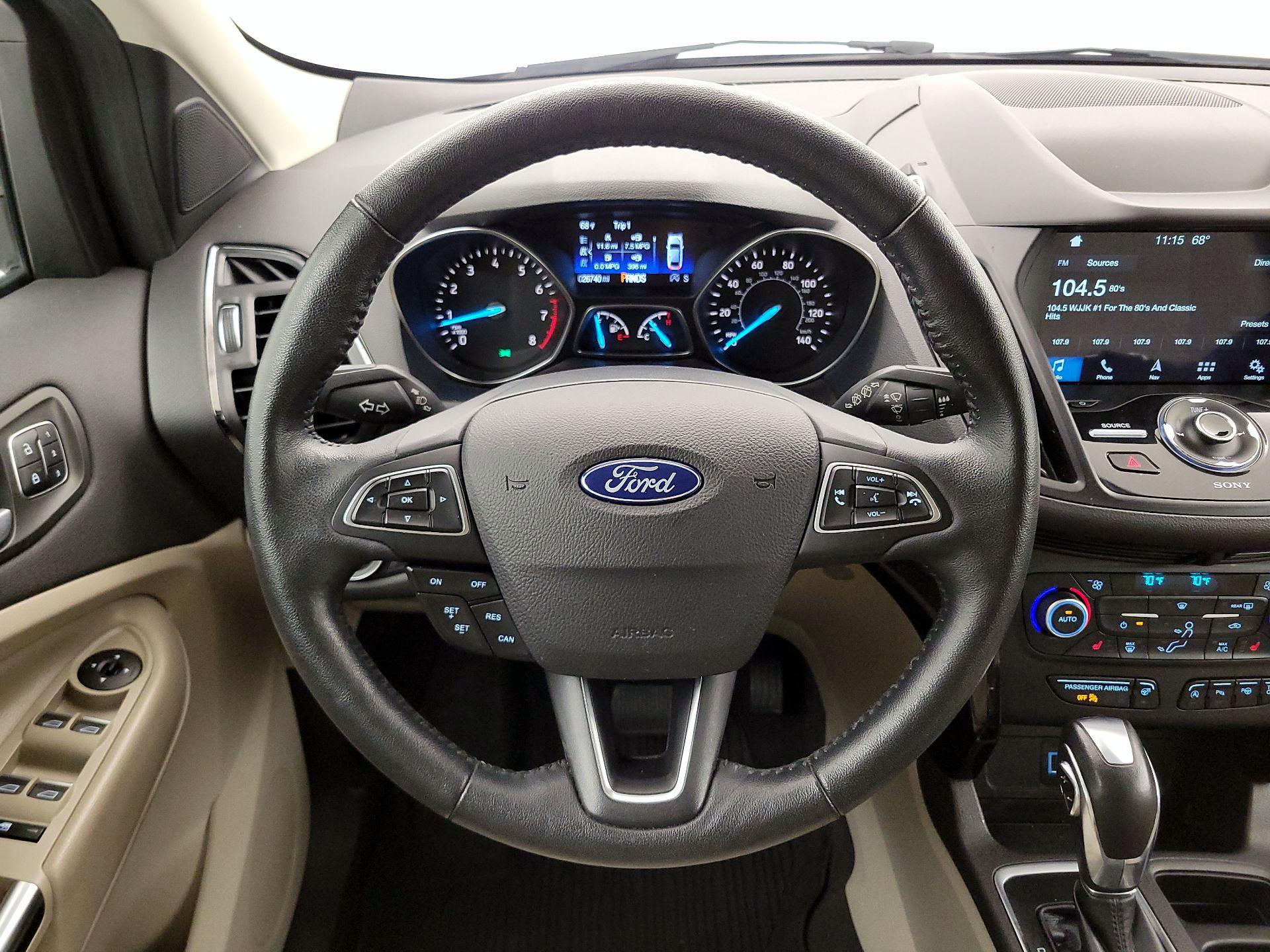 Thumbnail: 2019 Ford Escape - 10