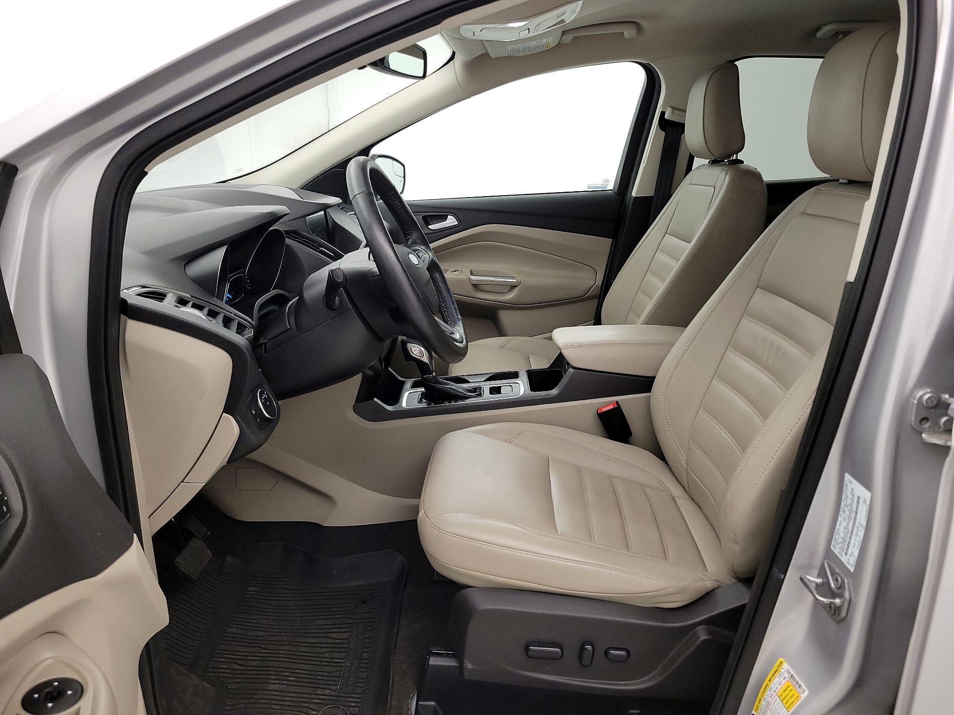 Thumbnail: 2019 Ford Escape - 11