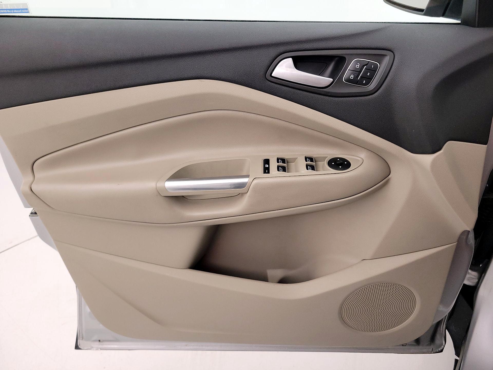 Thumbnail: 2019 Ford Escape - 12