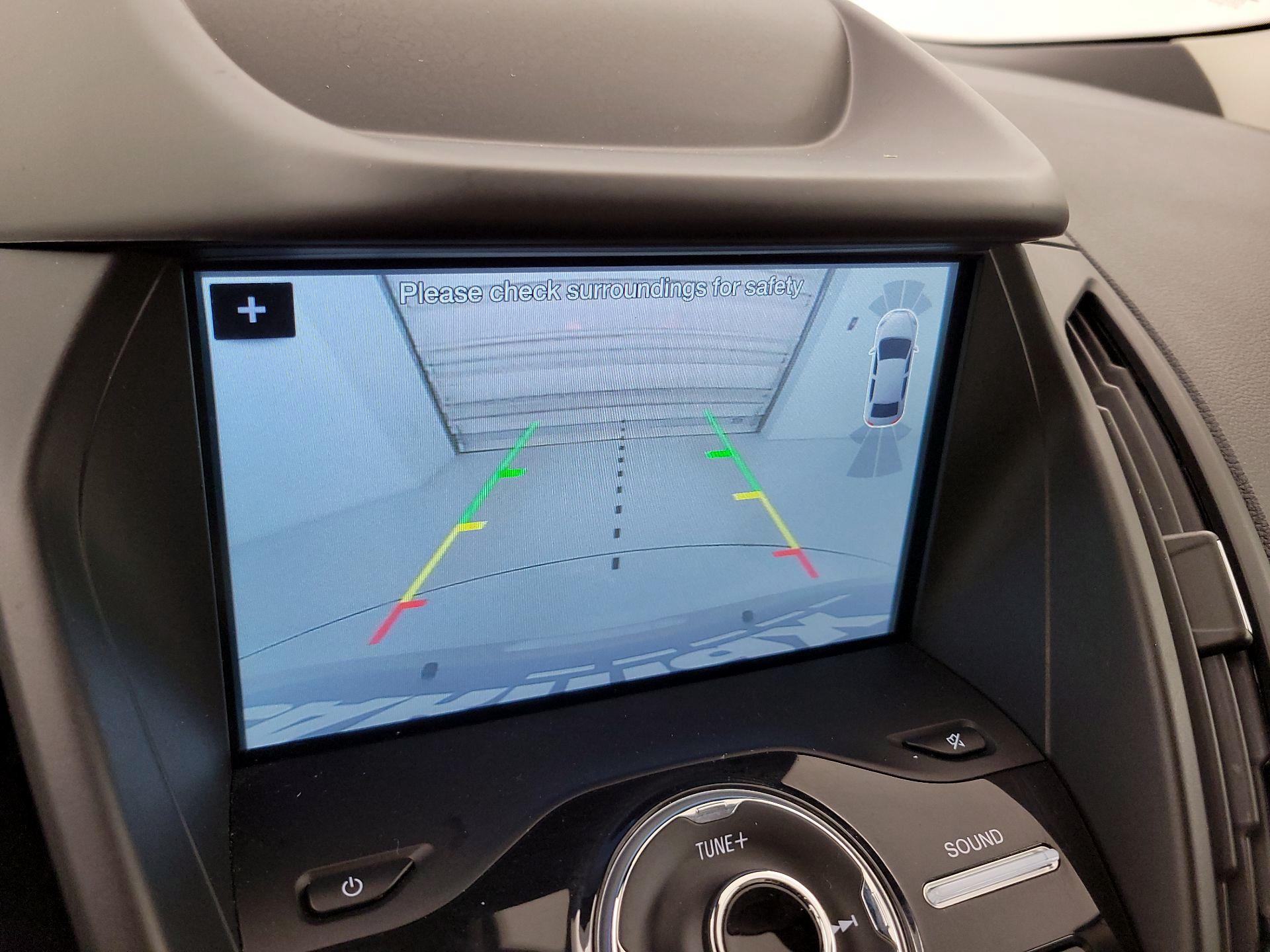 Thumbnail: 2019 Ford Escape - 15