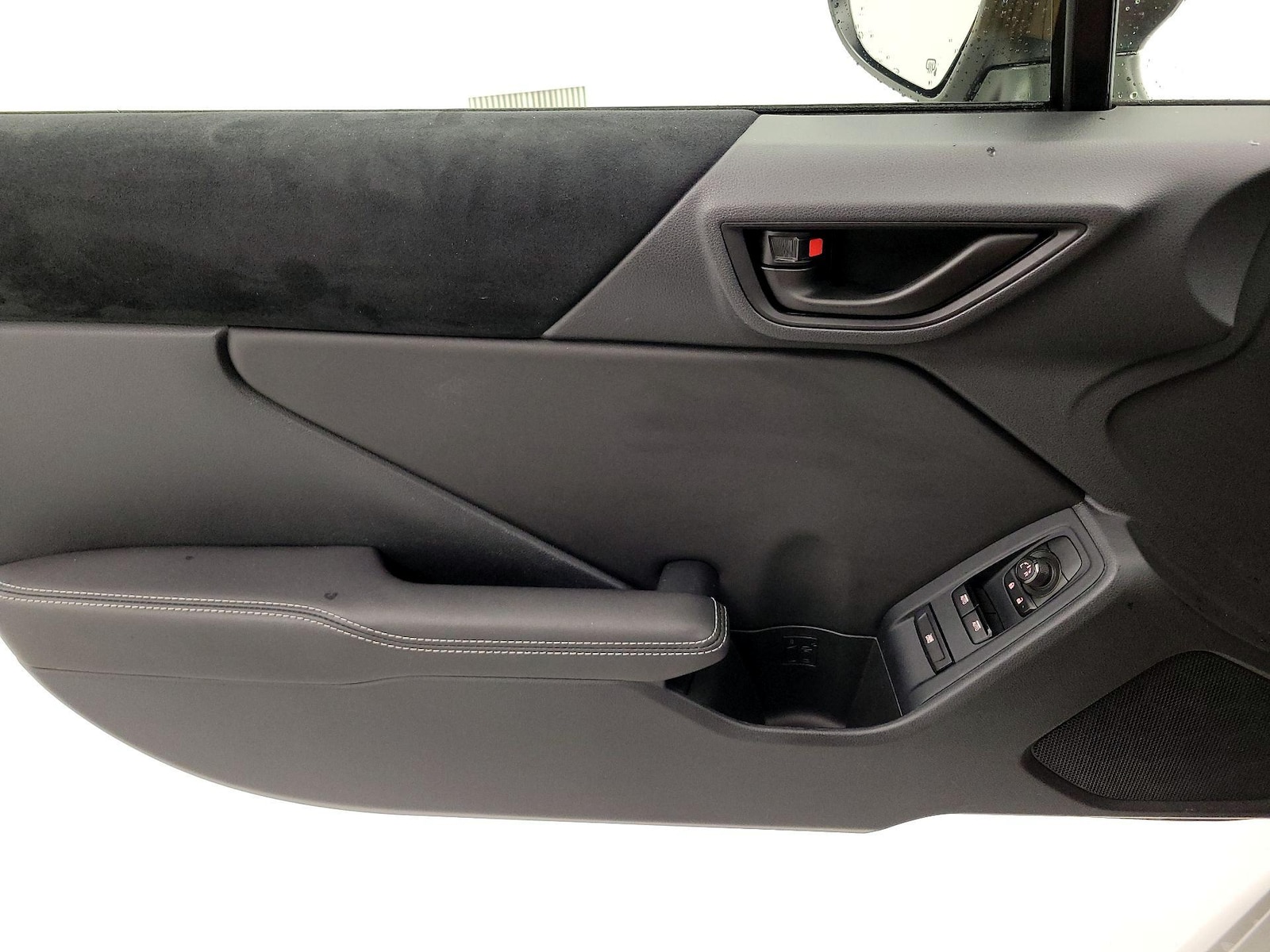 2025 Toyota GR86 Premium - Photo 13