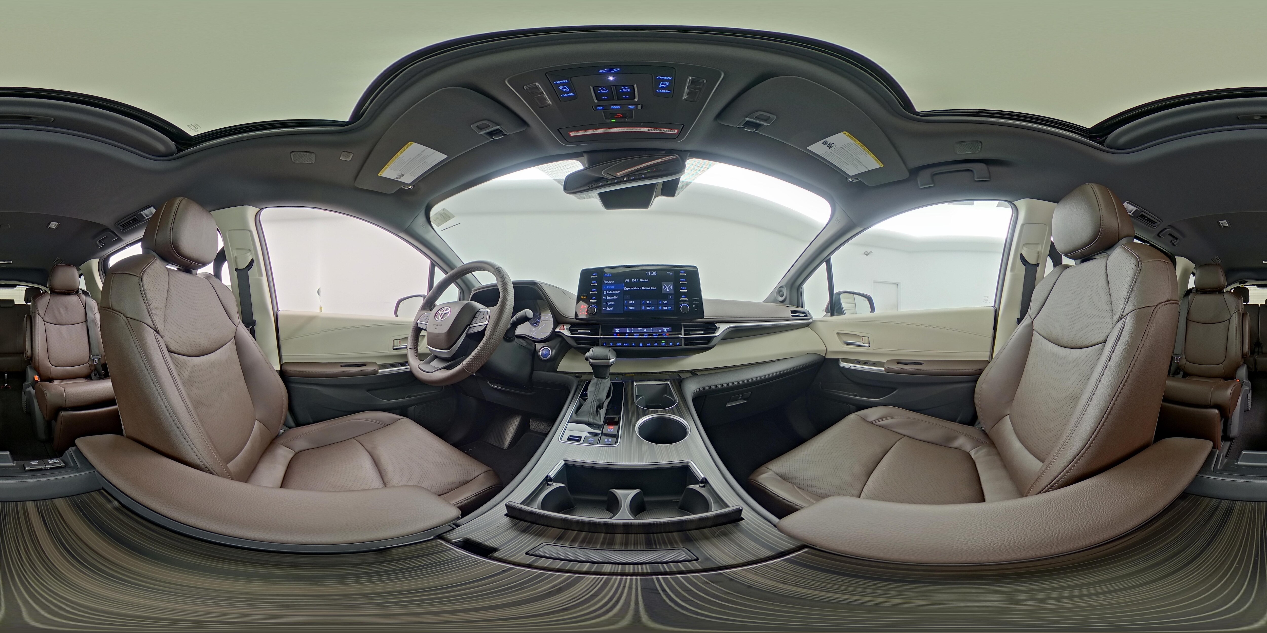 2023 Toyota Sienna Platinum - Photo 29