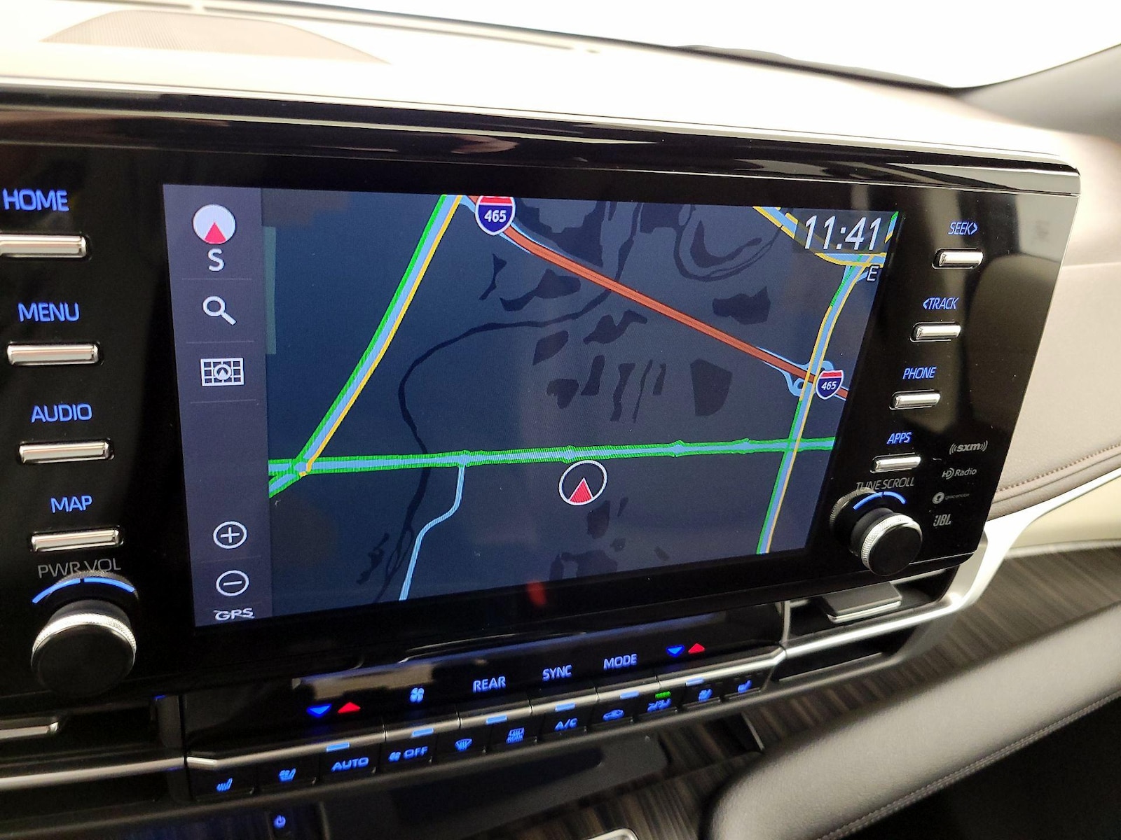 2023 Toyota Sienna Platinum - Photo 15