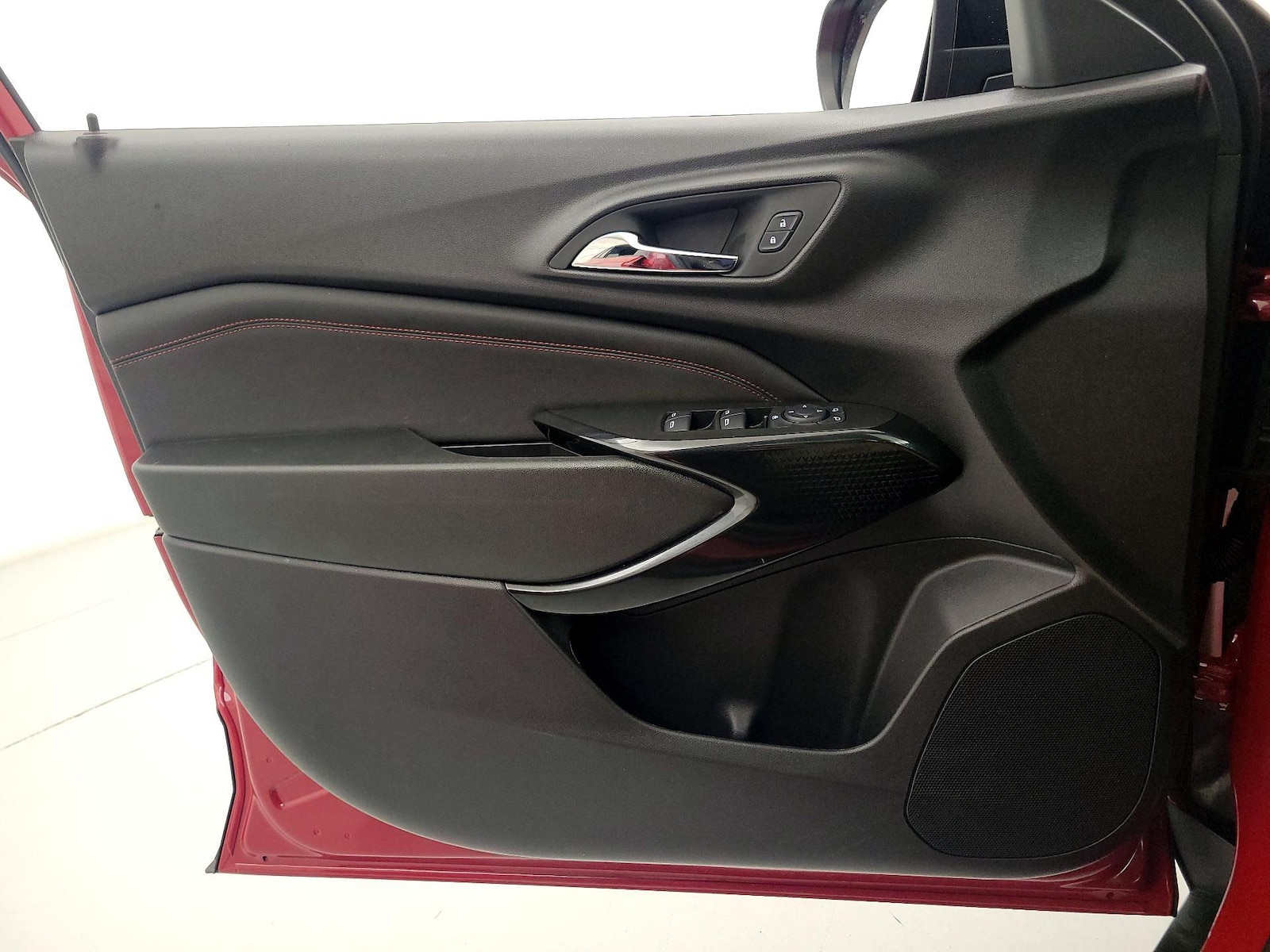 2026 Chevrolet Trax RS - Photo 13